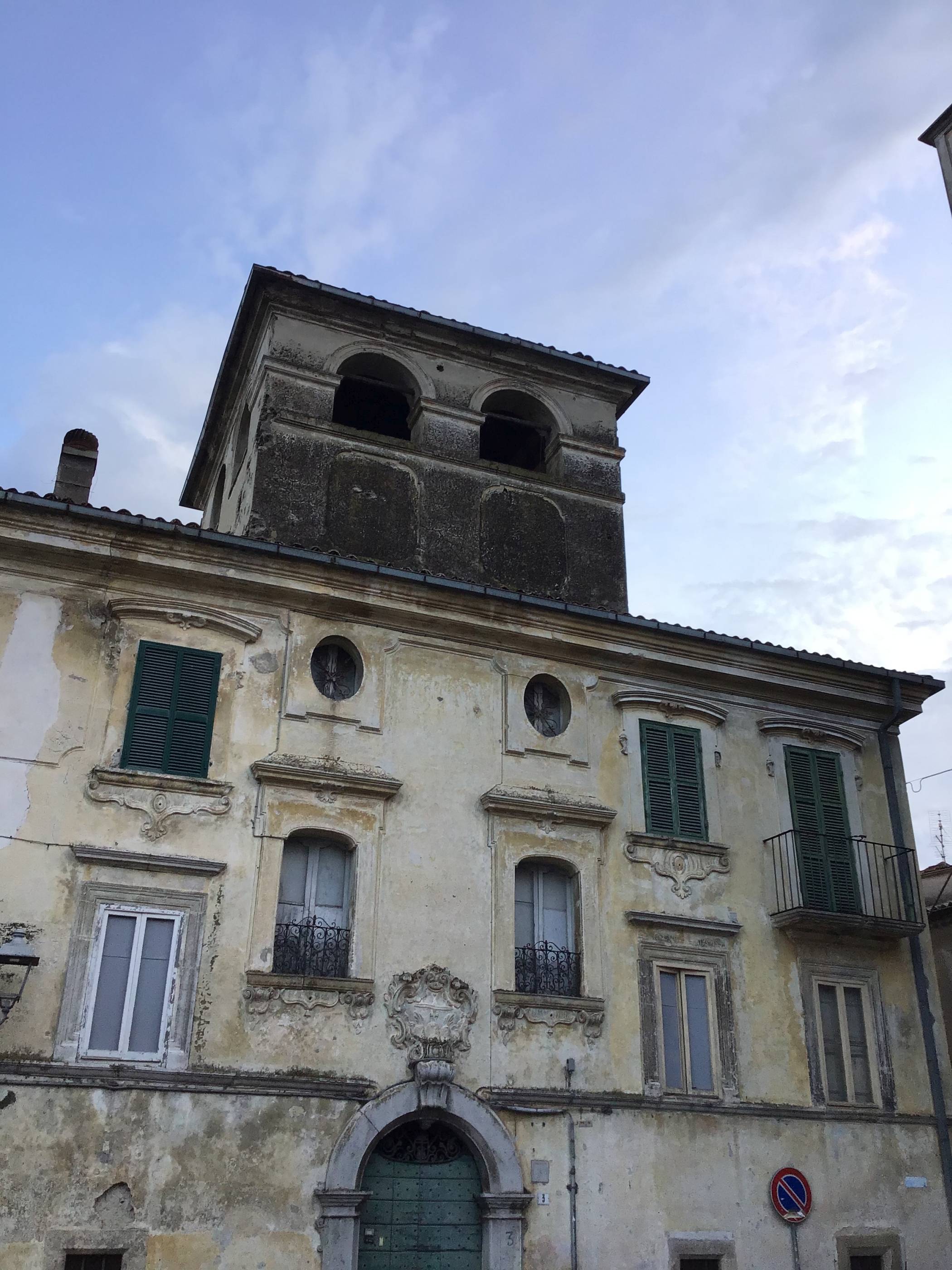 Palazzo Cayro-Santoro (palazzo, privato) - San Giovanni Incarico (FR)  (XVIII)