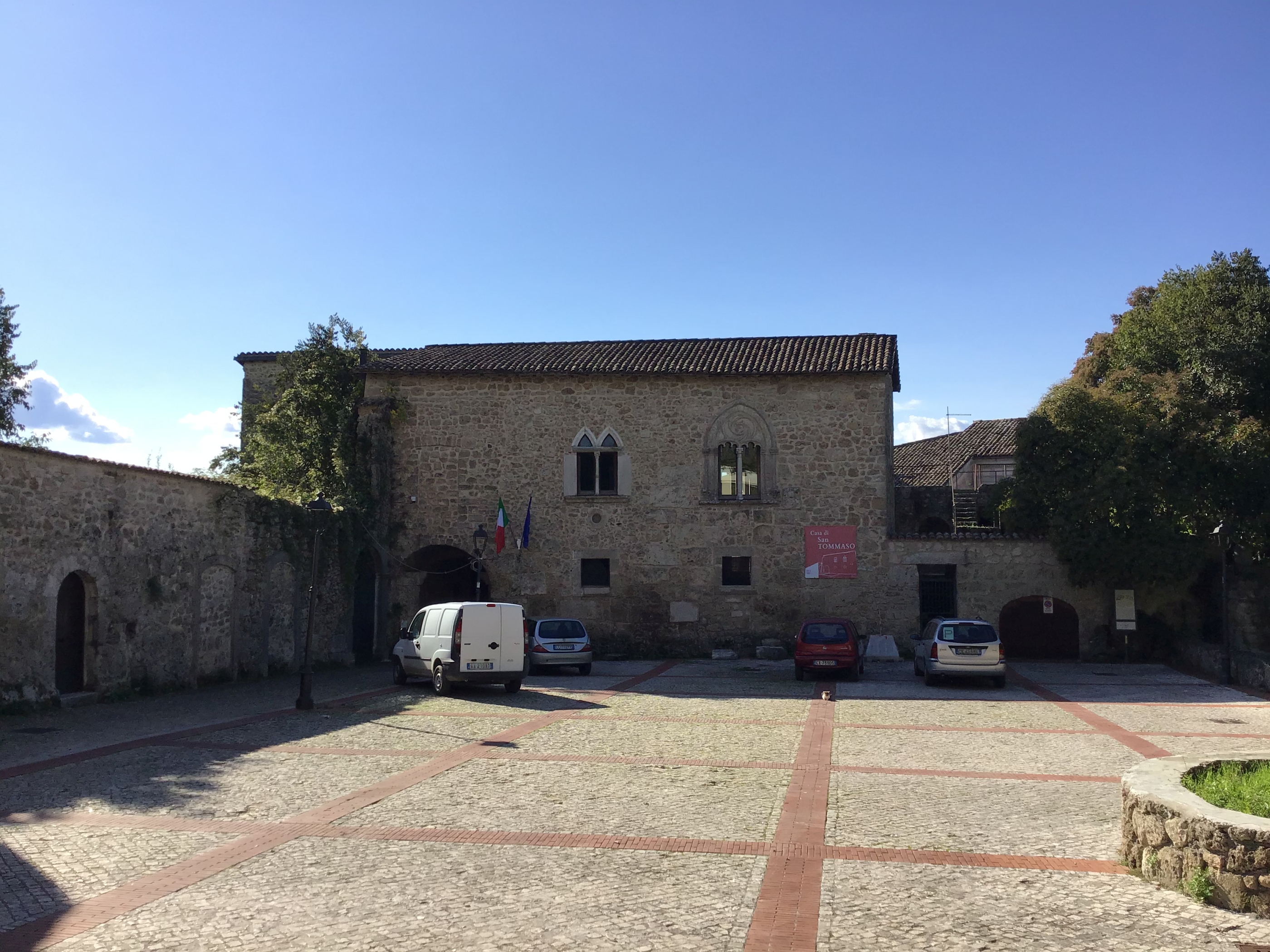 Palazzo dei Conti d'Aquino (castello) - Aquino (FR)  (XIV)