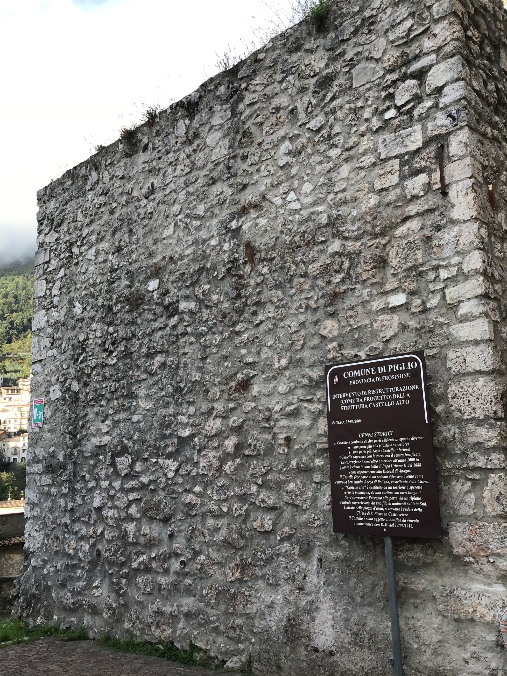 Castello Alto (castello) - Piglio (FR)  (XI)