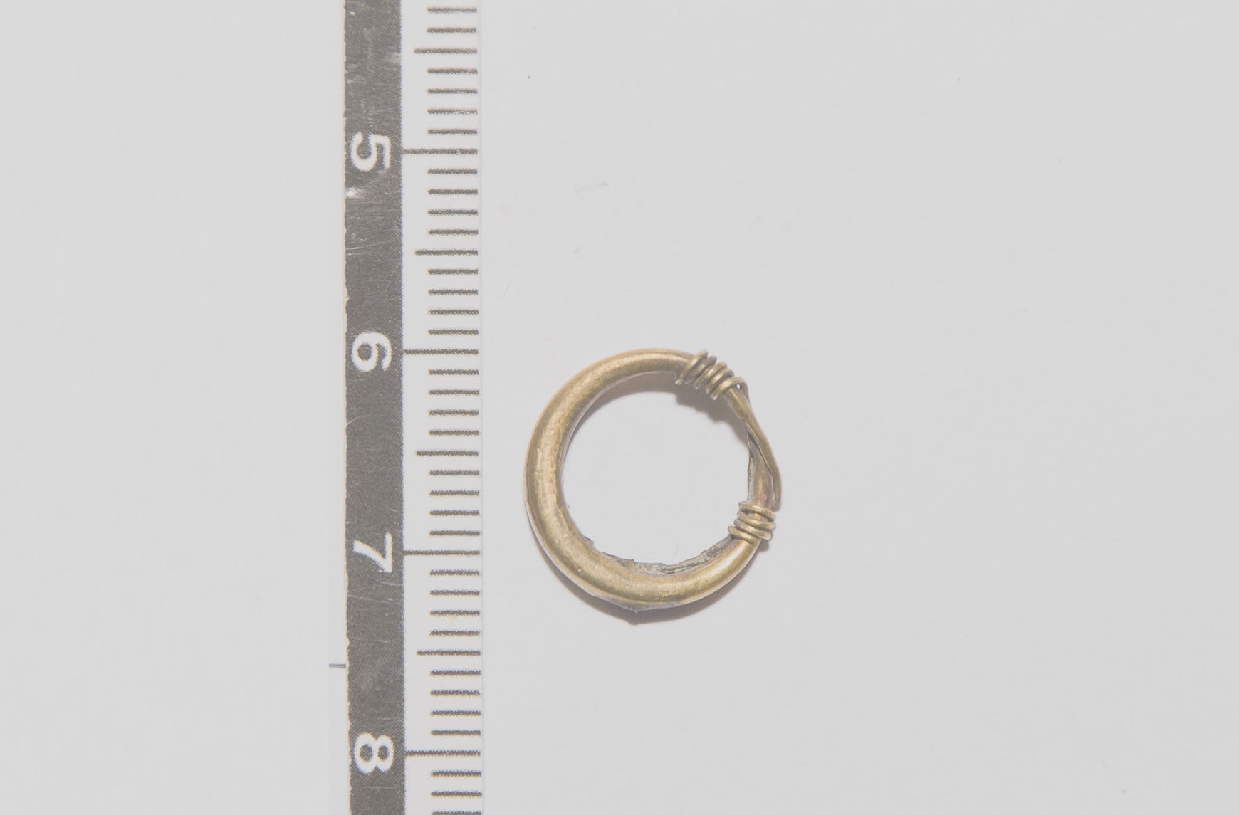 Anello/ crinale