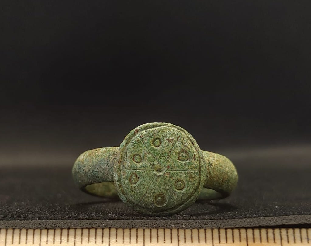 Anello/ digitale