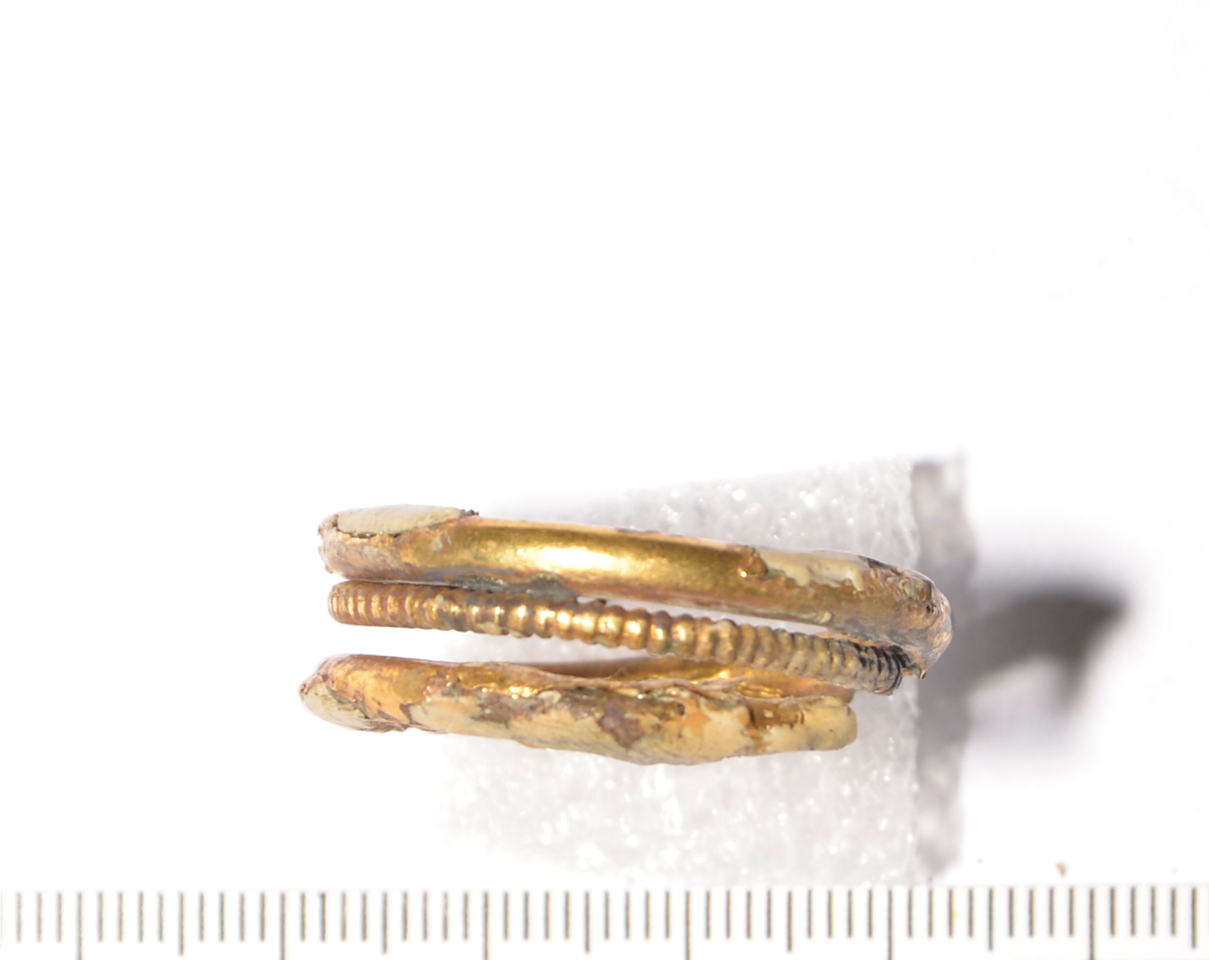 Anello/ crinale