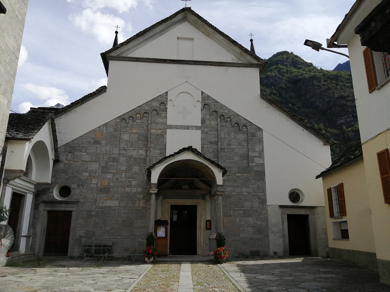 Chiesa di S. Stefano (chiesa, parrocchiale) - Crodo (VB) 