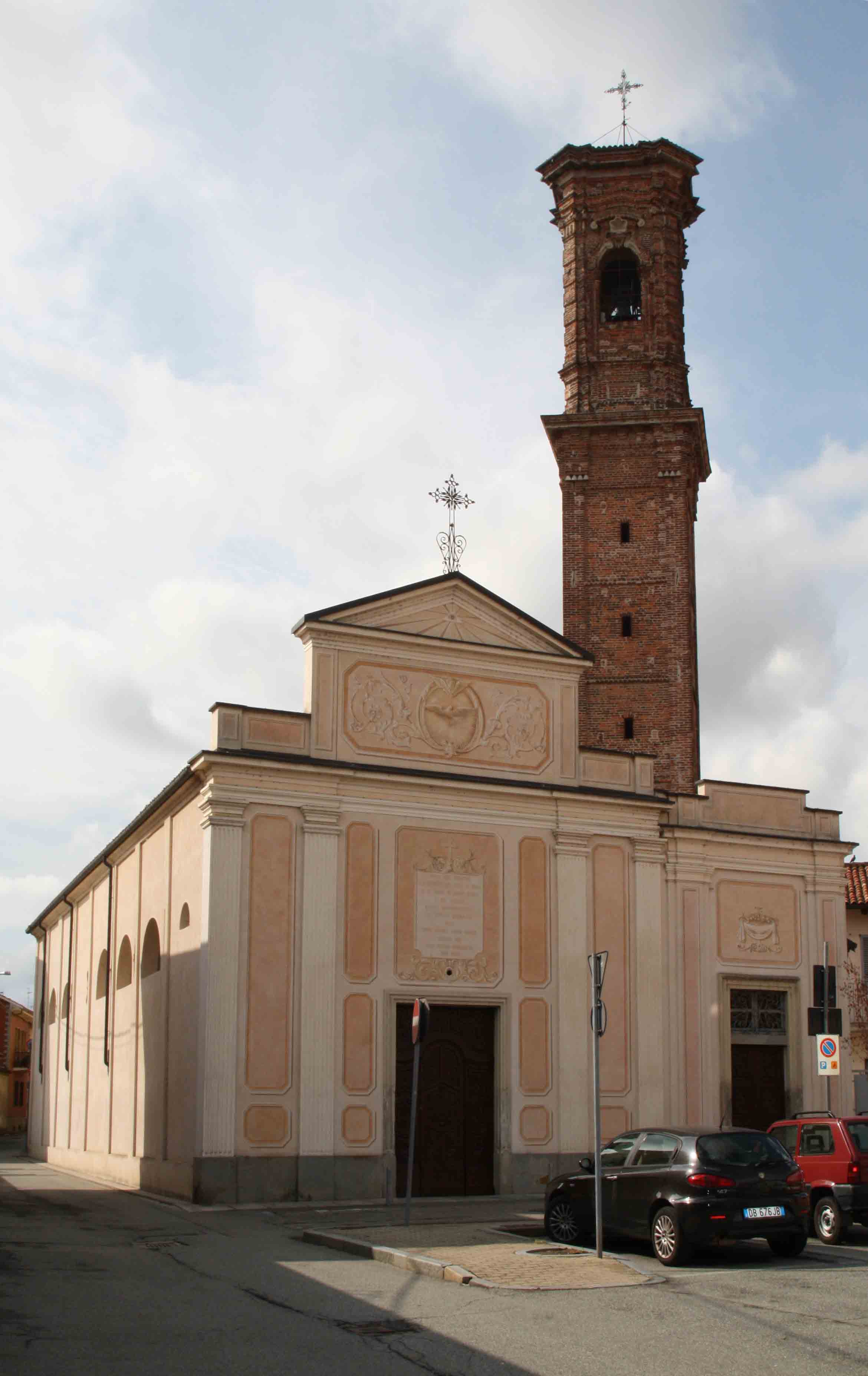 Chiesa della SS. Trinità (chiesa) - Santhià (VC)  (XV; XVII; XX; XVIII)