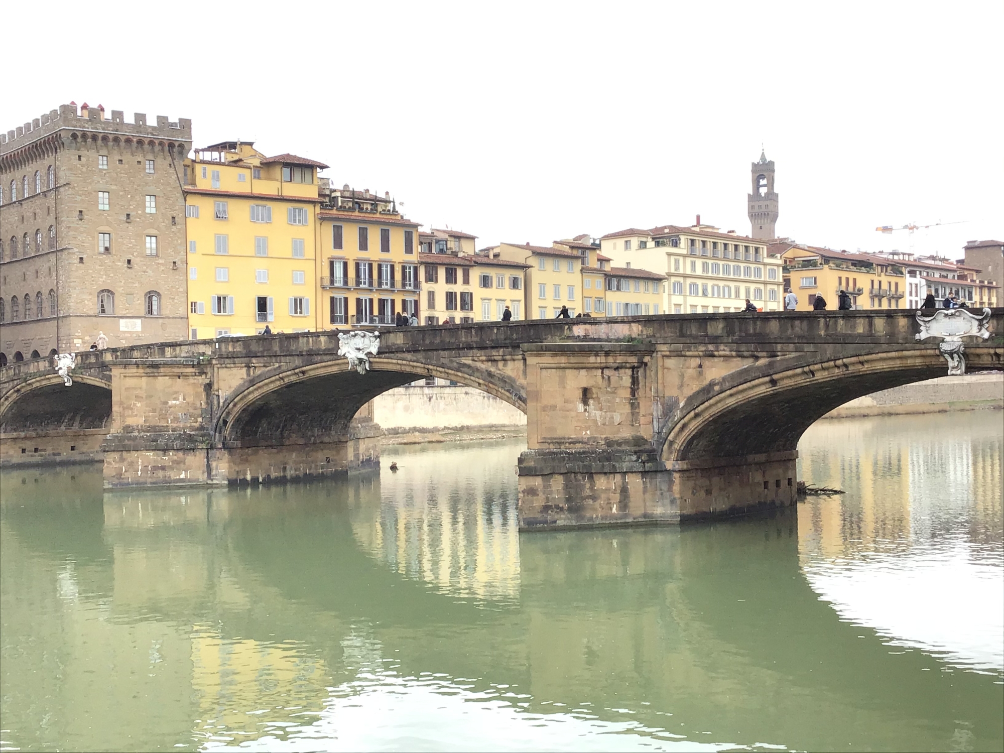 Ponte di Santa Trinita (ponte) - Firenze (FI)  <br>Condizioni d'uso: <a class='link-esterno' href='https://docs.italia.it/italia/icdp/icdp-pnd-circolazione-riuso-docs/it/v1.0-giugno-2022/testo-etichetta-BCS.html' target='_bcs'>Beni Culturali Standard (BCS)</a>