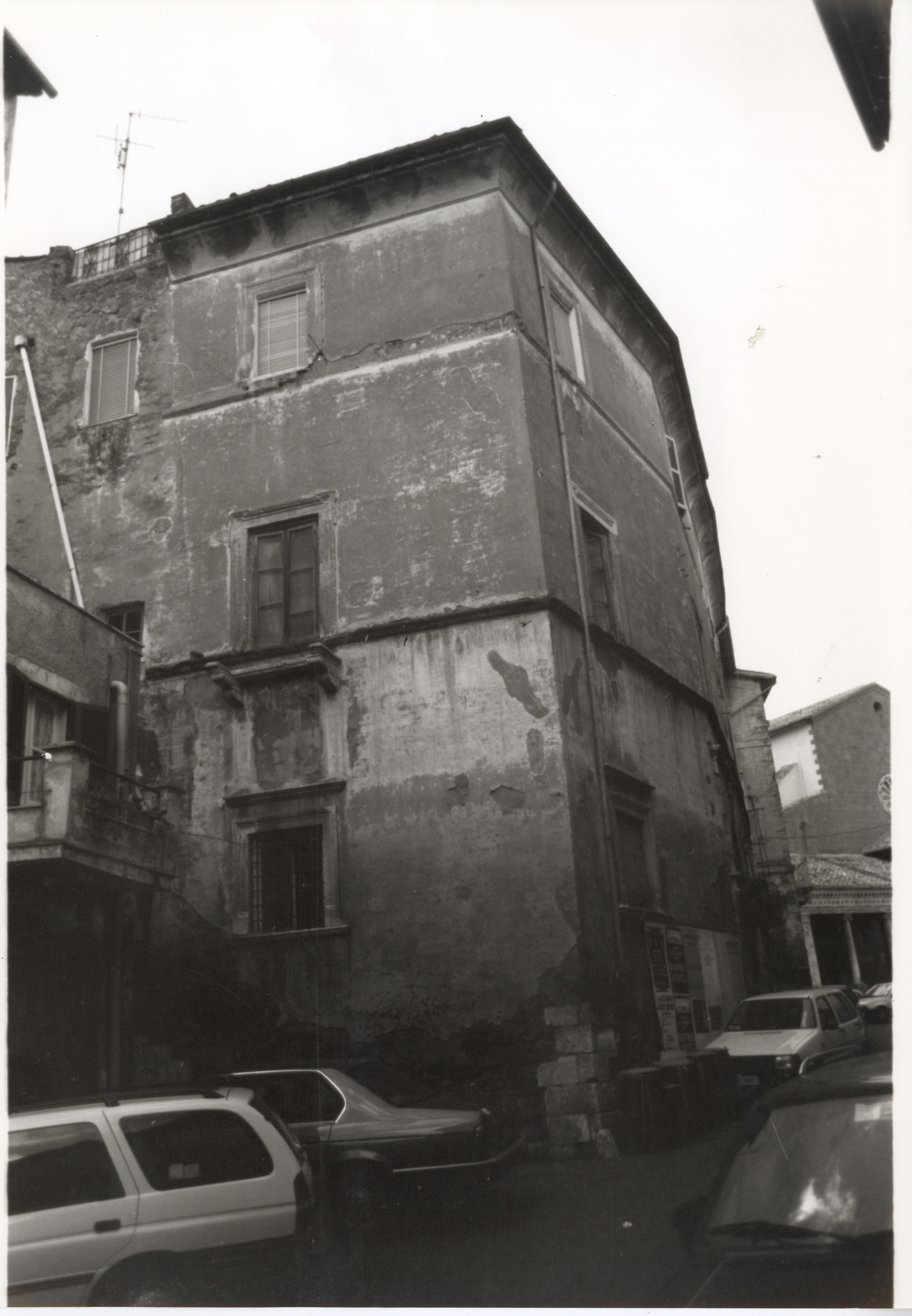 Palazzo Cantini (palazzo, privato) - Civita Castellana (VT) 