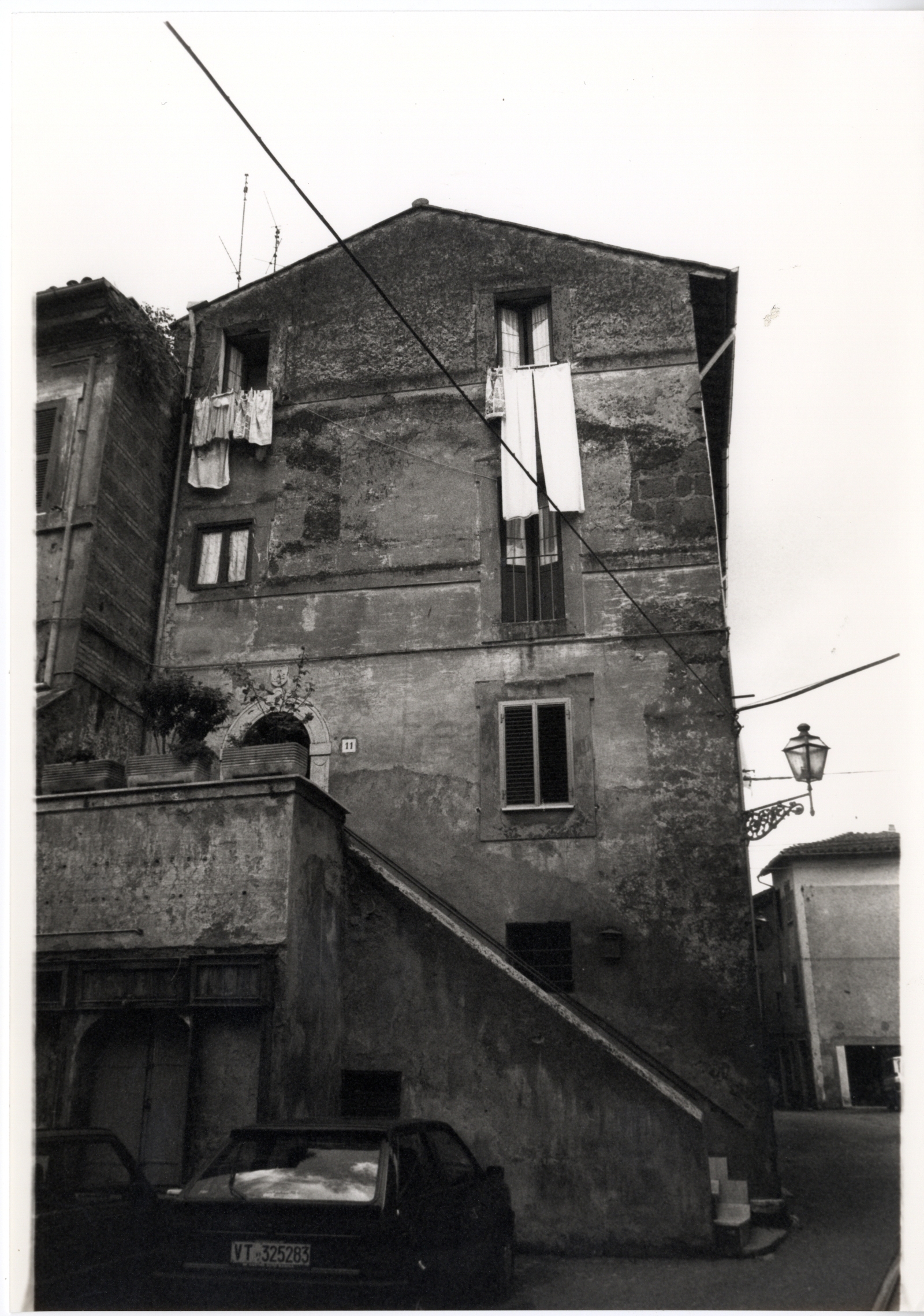 [Casa in piazza San Gregorio, 11] (casa, privata) - Civita Castellana (VT) 