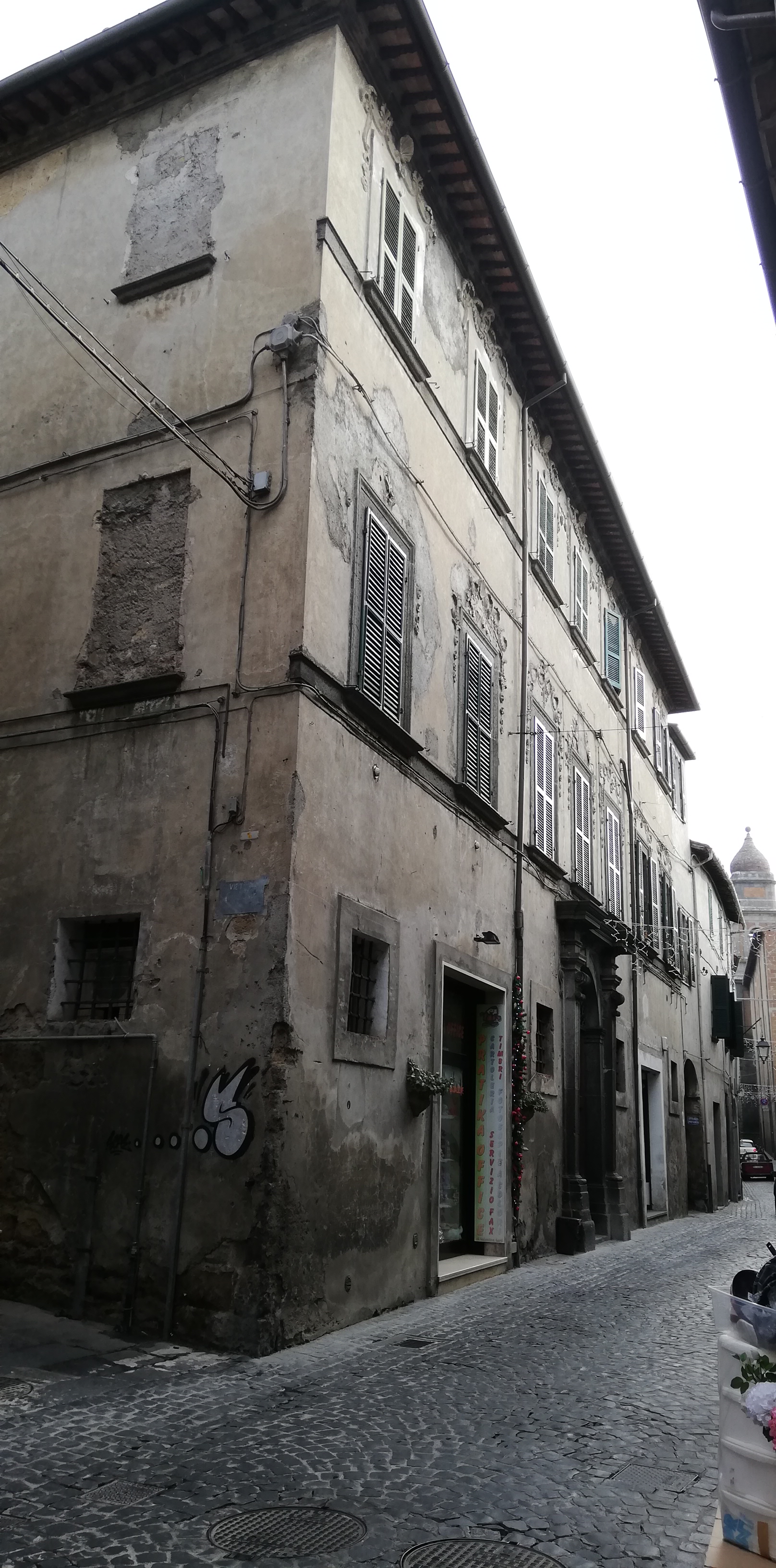 [asa padronale in via Roma, 32/ 34/ 36] (palazzo, Casa padronale) - Acquapendente (VT)  (XVI)
