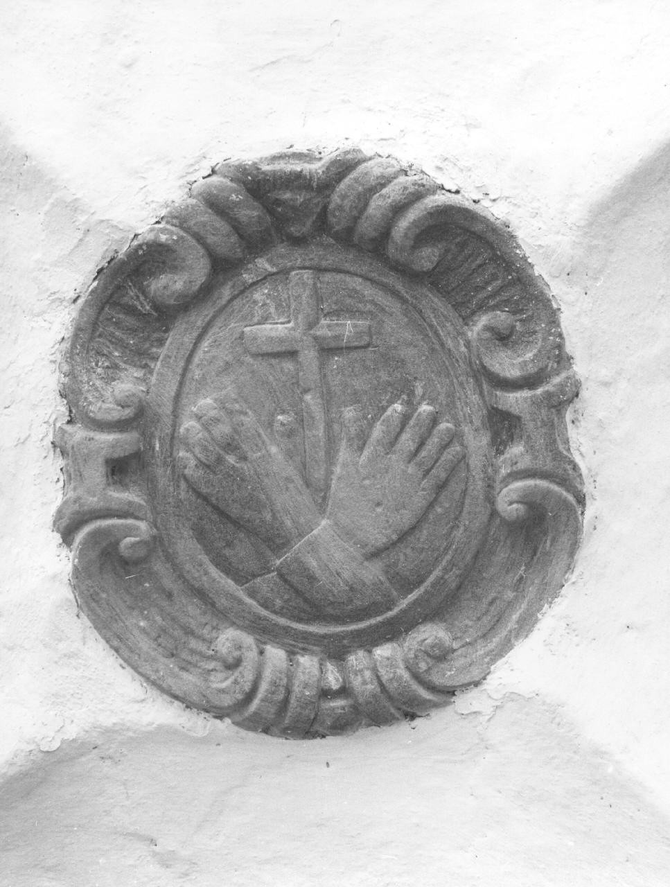 stemma dell'Ordine francescano (rilievo) - bottega toscana (sec. XVII)