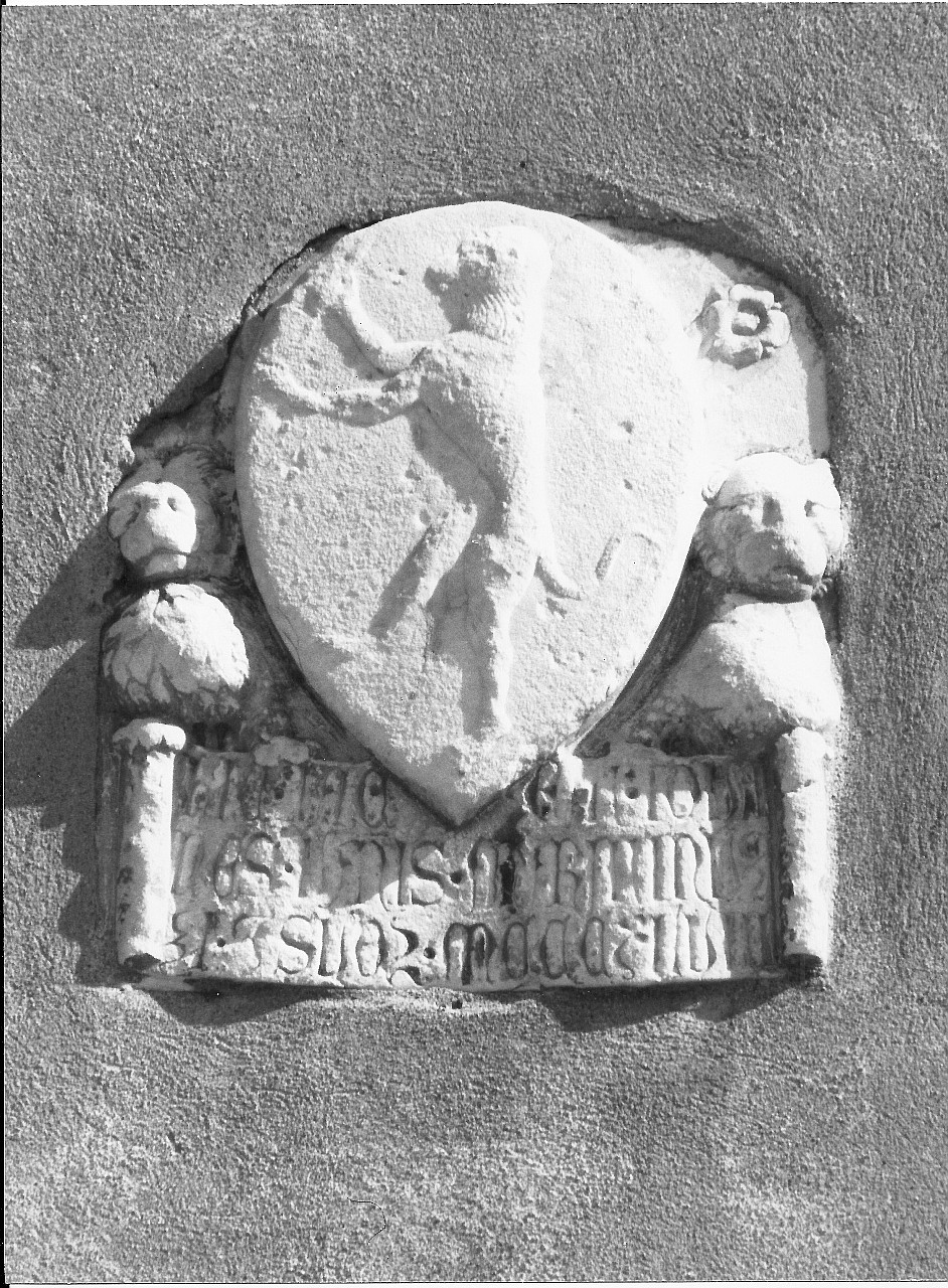 stemma gentilizio della famiglia Lupi (rilievo) - bottega toscana (sec. XIV)