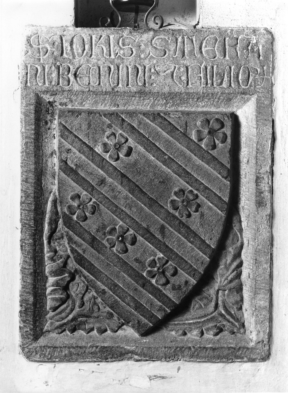 stemma gentilizio (rilievo) - bottega toscana (sec. XIV)