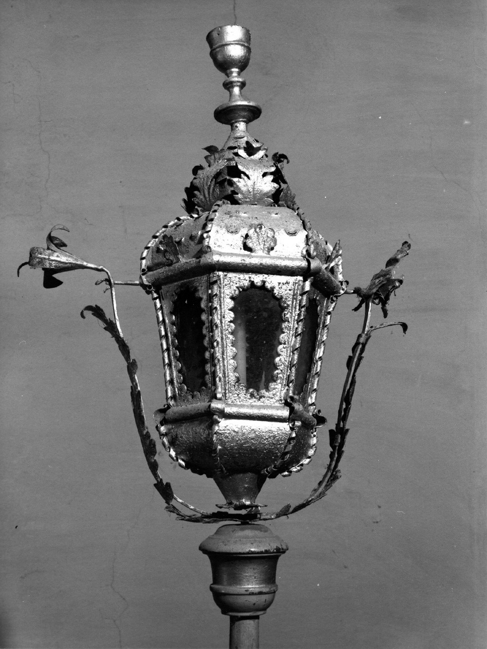 lanterna processionale, serie - bottega toscana (sec. XIX)