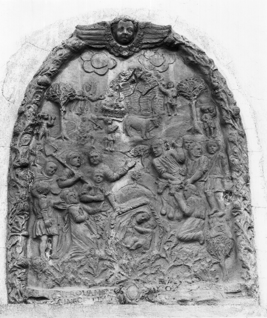 Il ritrovamento della Madonna dell'Impruneta, Madonna con Bambino (targa devozionale) di Manifattura Ricceri V (fine/ inizio secc. XIX/ XX)