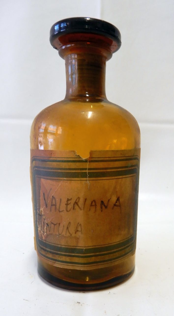 farmaco galenico, estratto alcolico di Farmacia e Laboratorio chimico farmaceutico Giovanni Parenti Siena (secondo quarto XX)