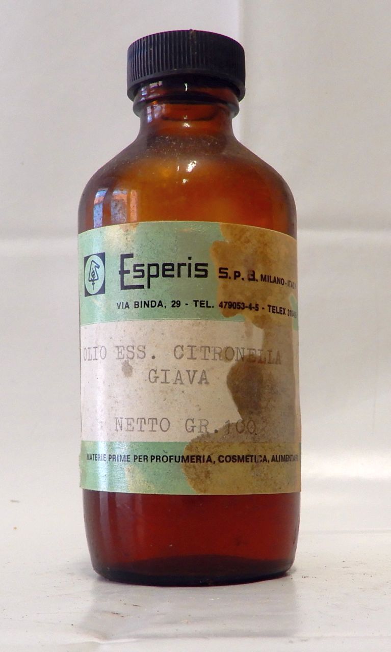 farmaco galenico, olio essenziale di Esperis (metà XX)