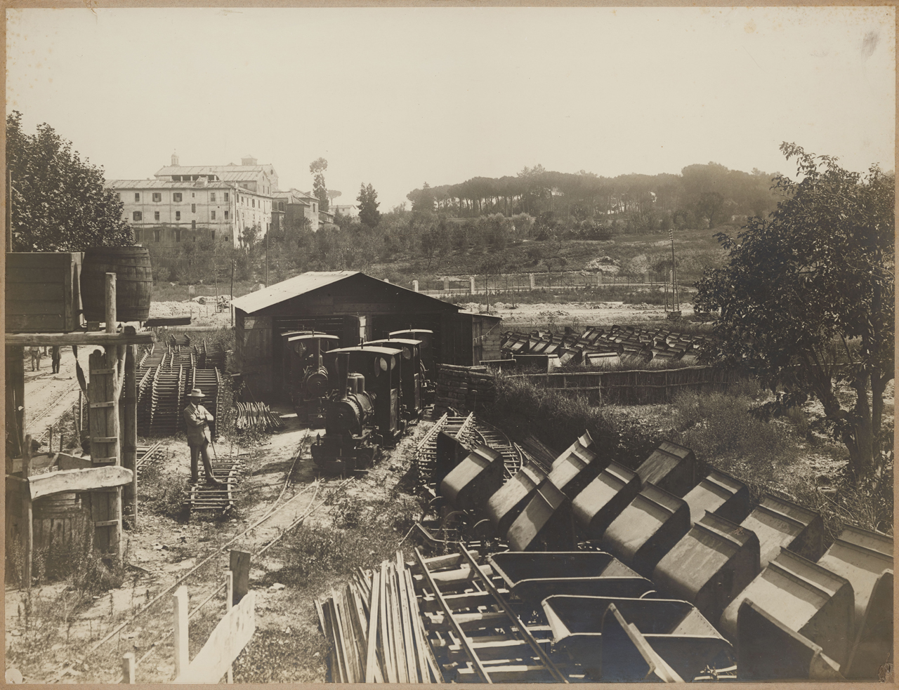 Roma - Circo Massimo - Deposito ferroviario (positivo) di Anonimo (primo quarto XX)