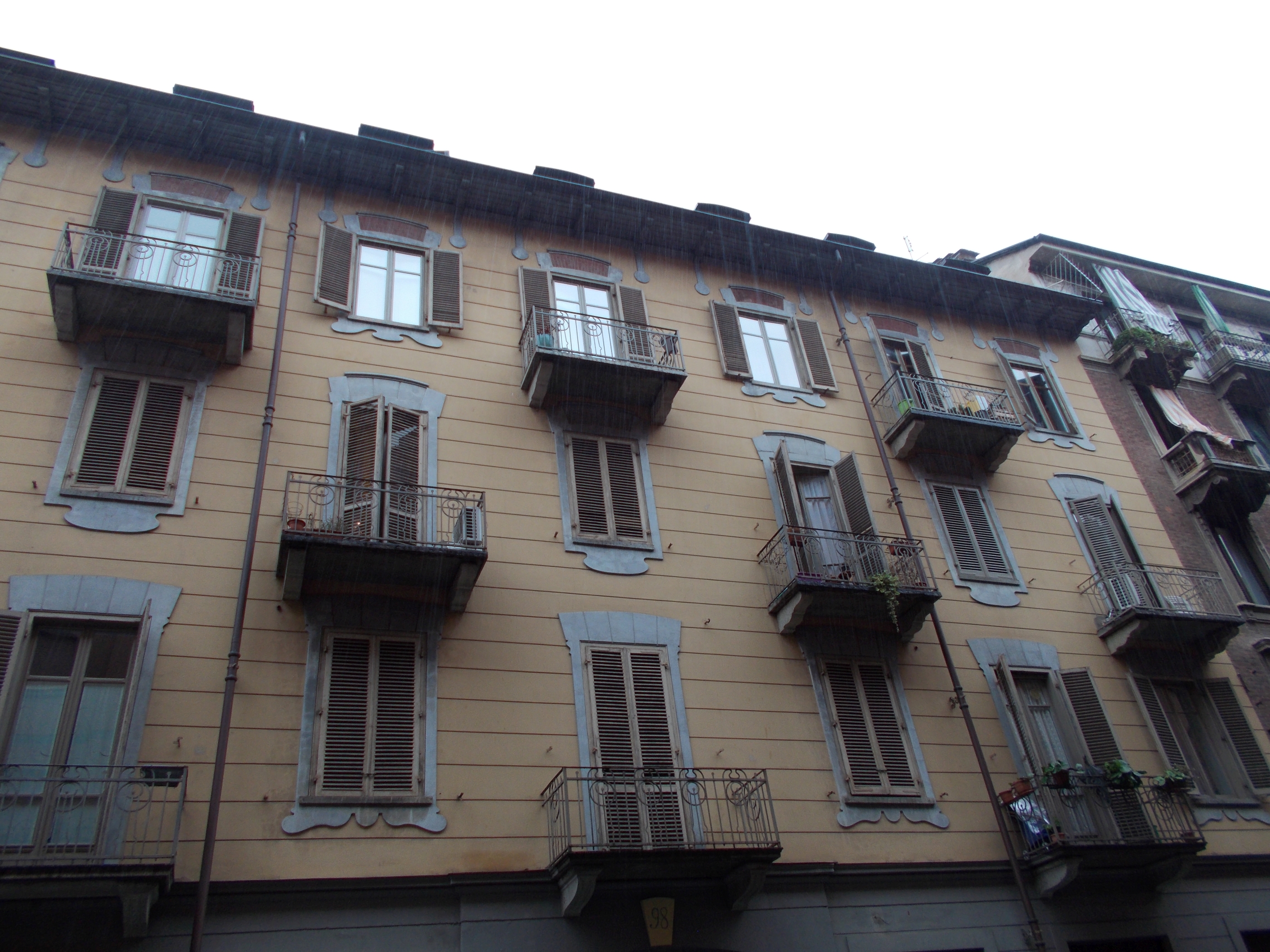 [Casa privata in Via Saluzzo, 98] (casa, privata) - Torino (TO) 