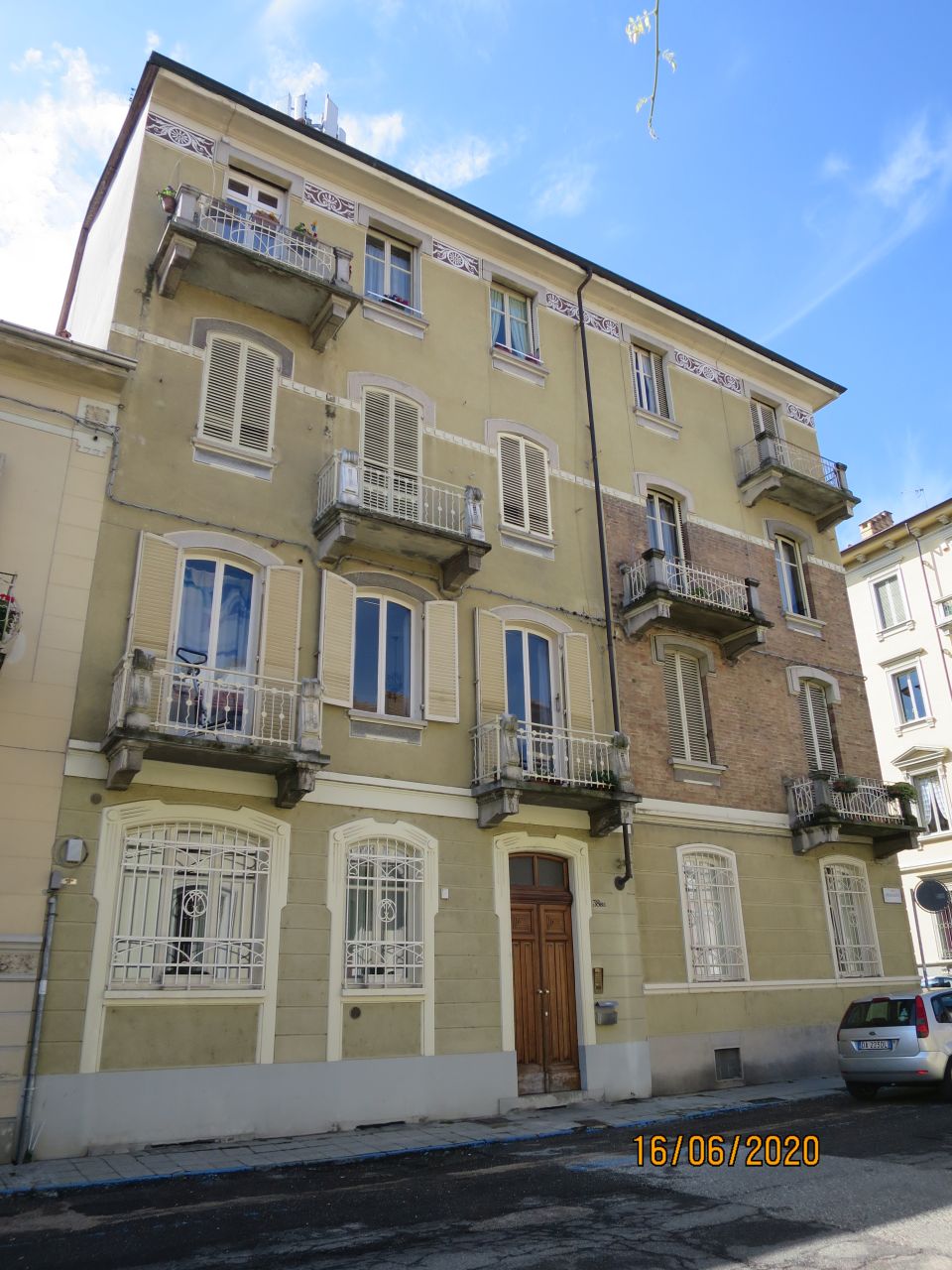 [Casa privata in via Moncalvo, 38 bis] (casa) - Torino (TO) 