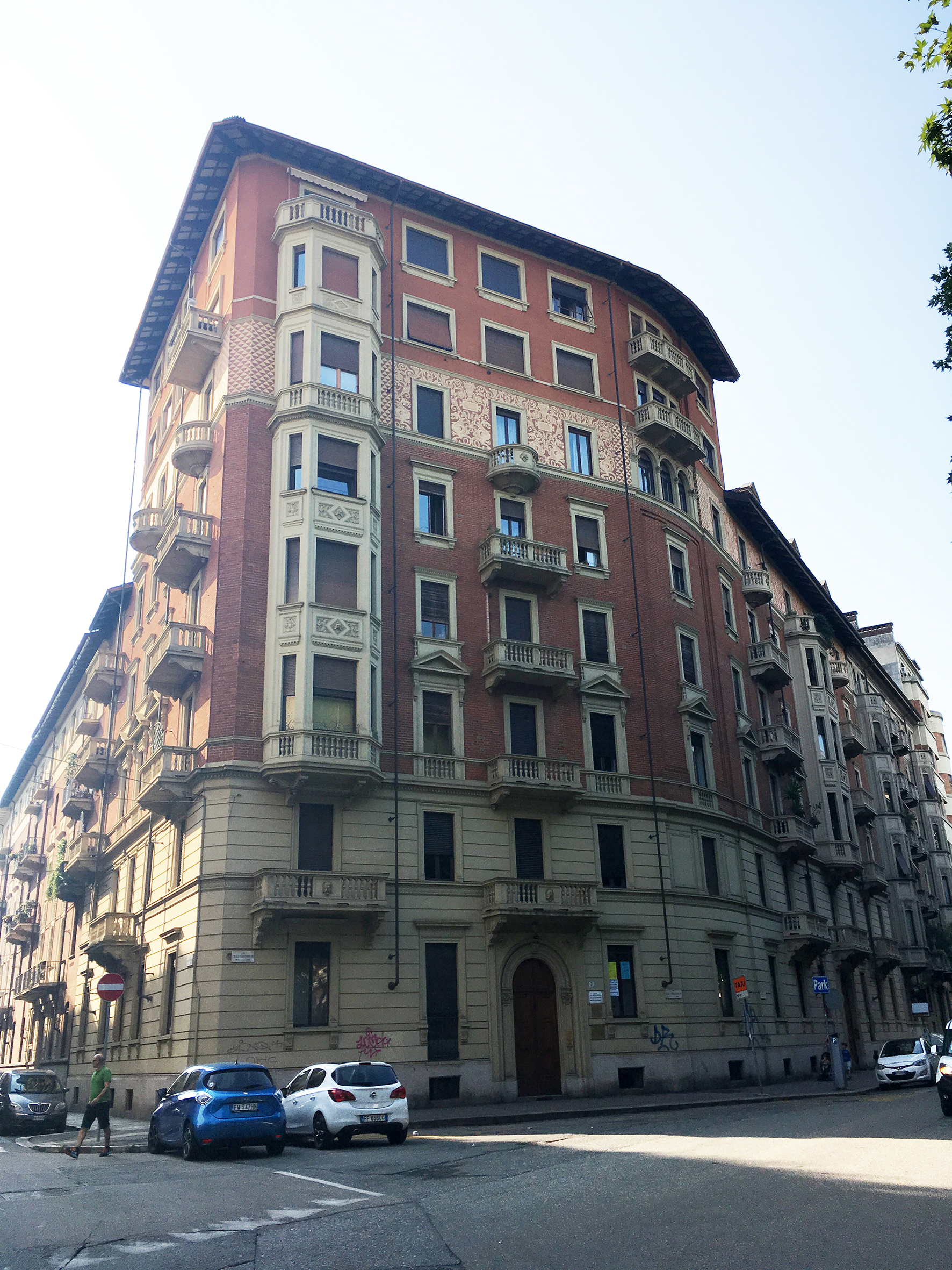 [Casa d' abitazione civile in Corso Tassoni, 32] (casa) - Torino (TO) 
