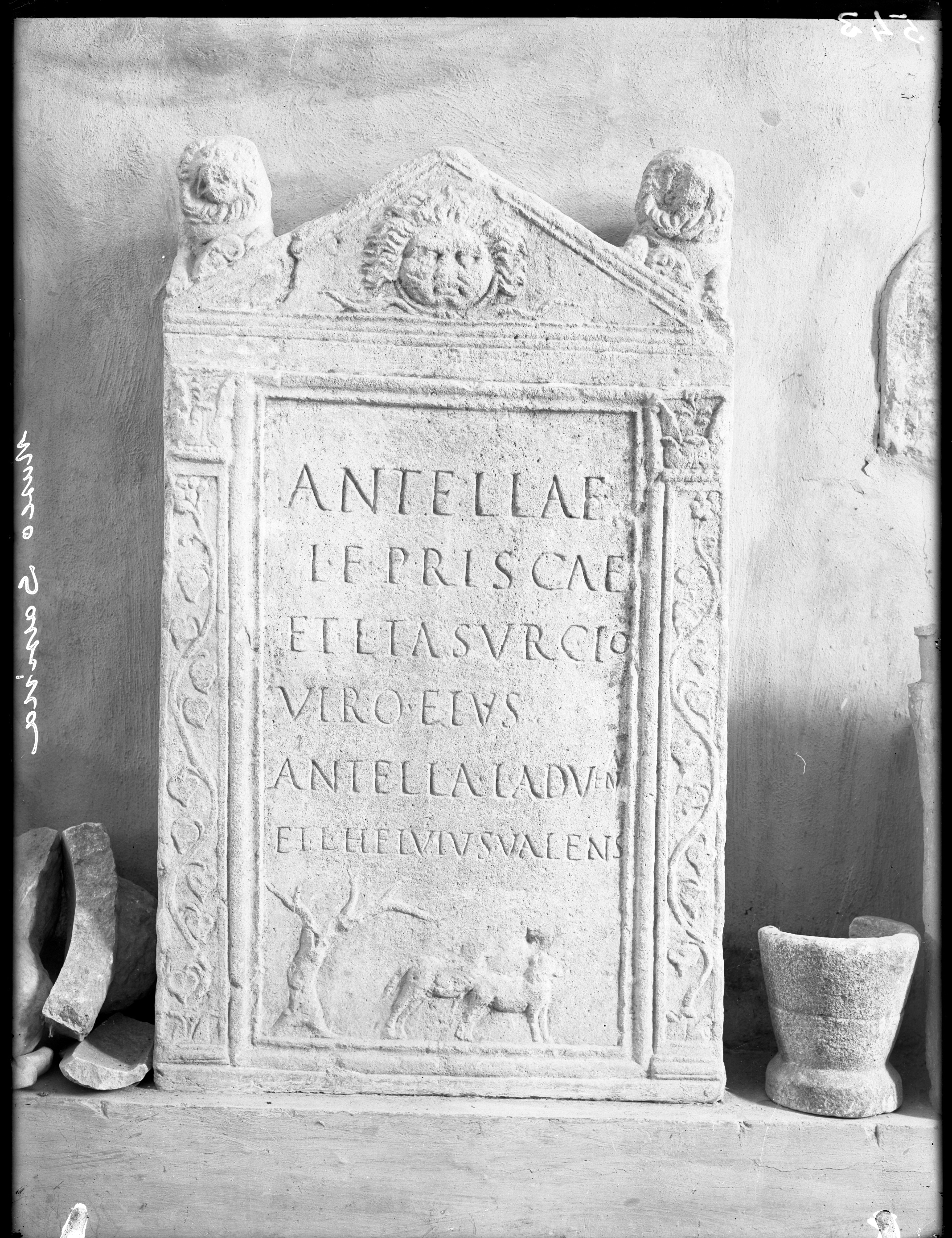 Sarsina. Museo Nazionale. Stele (lastra) di Anonimo (prima metà XX)