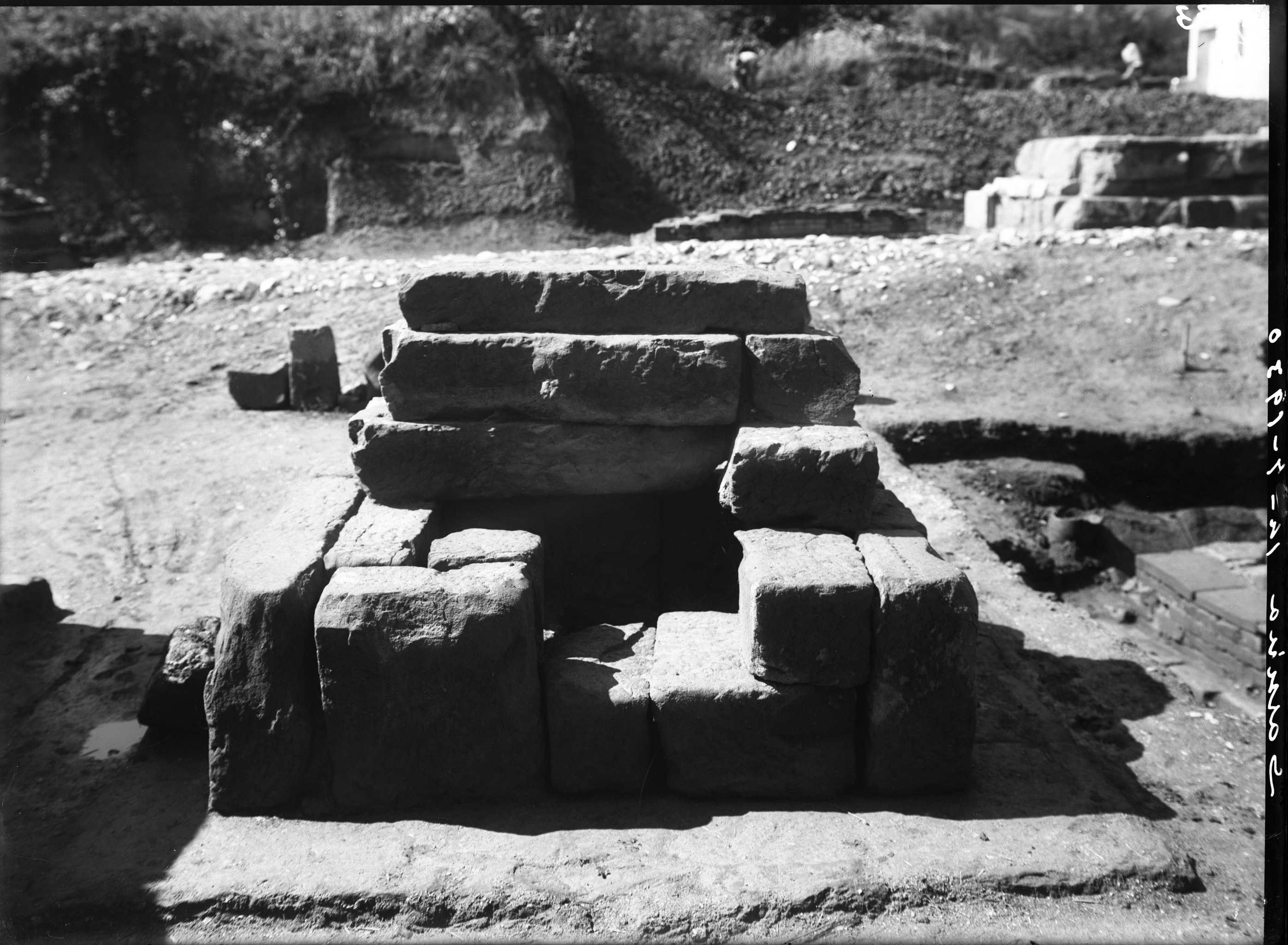 Sarsina. Scavi (lastra) di Anonimo (prima metà XX)