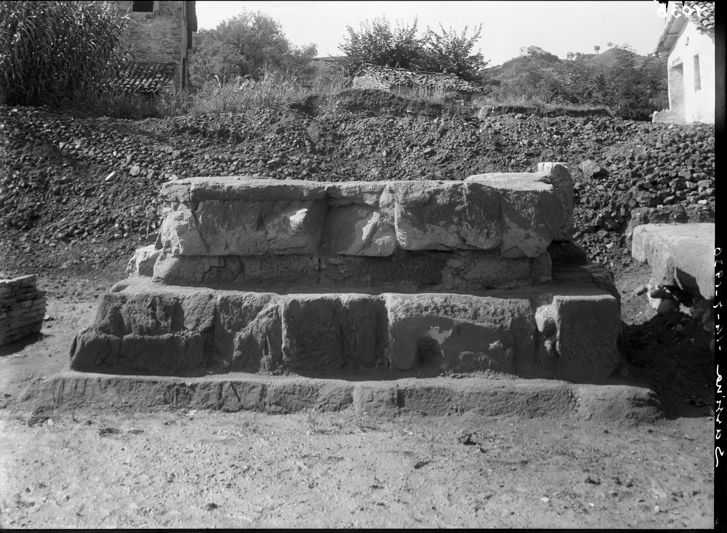 Sarsina. Scavi (lastra) di Anonimo (prima metà XX)