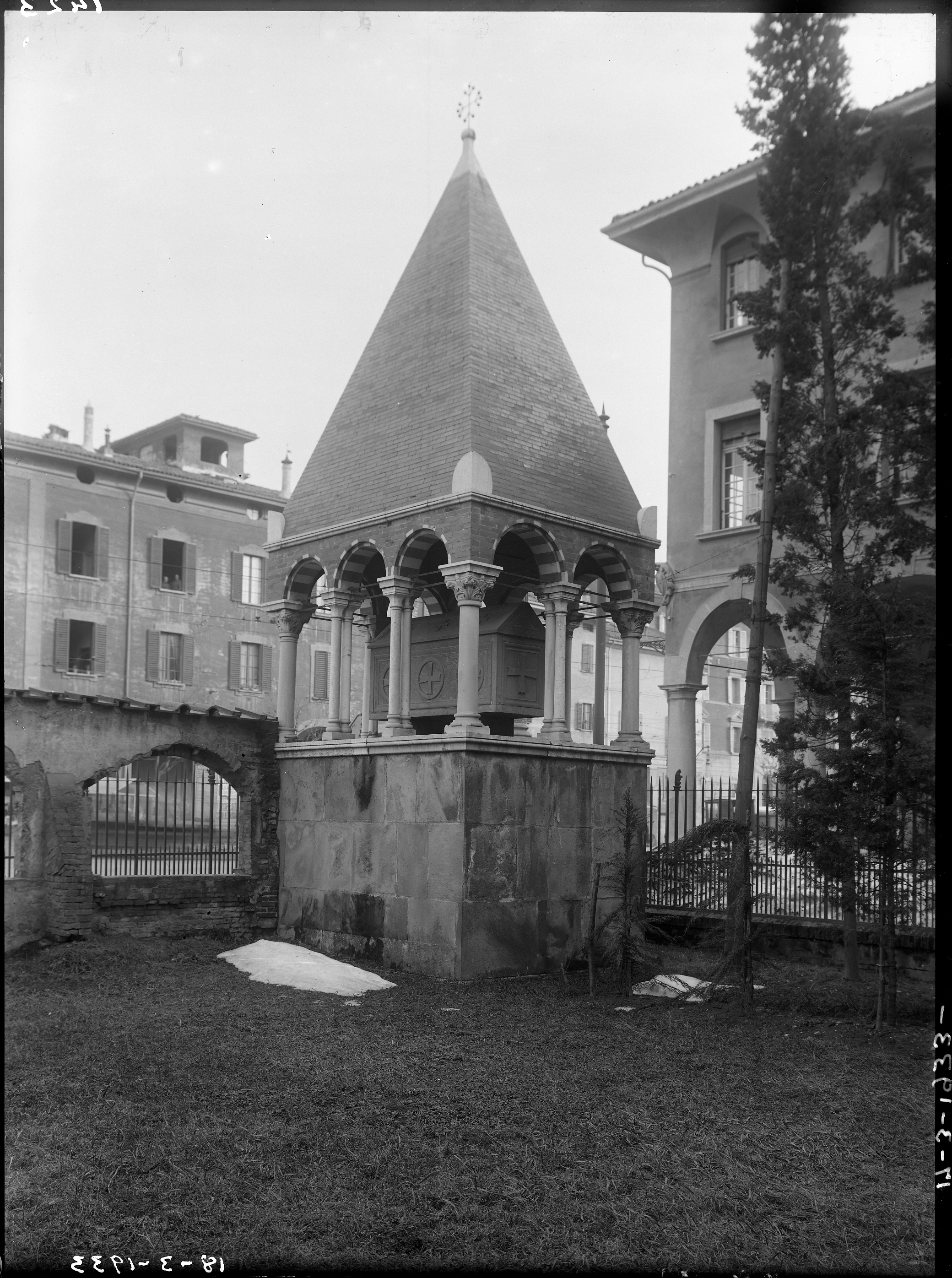 Bologna (lastra) di Anonimo (prima metà XX)