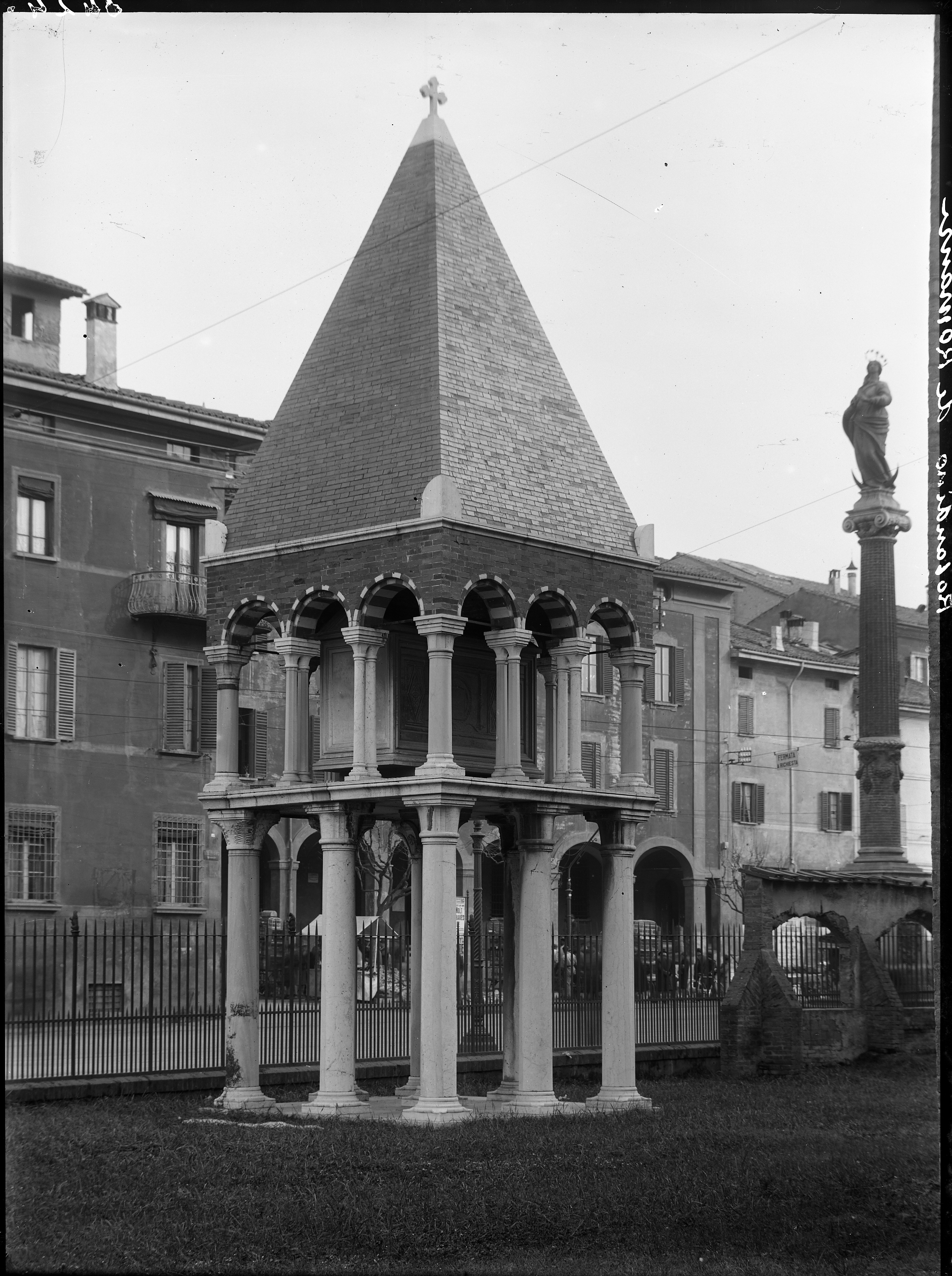 Bologna (lastra) di Anonimo (prima metà XX)
