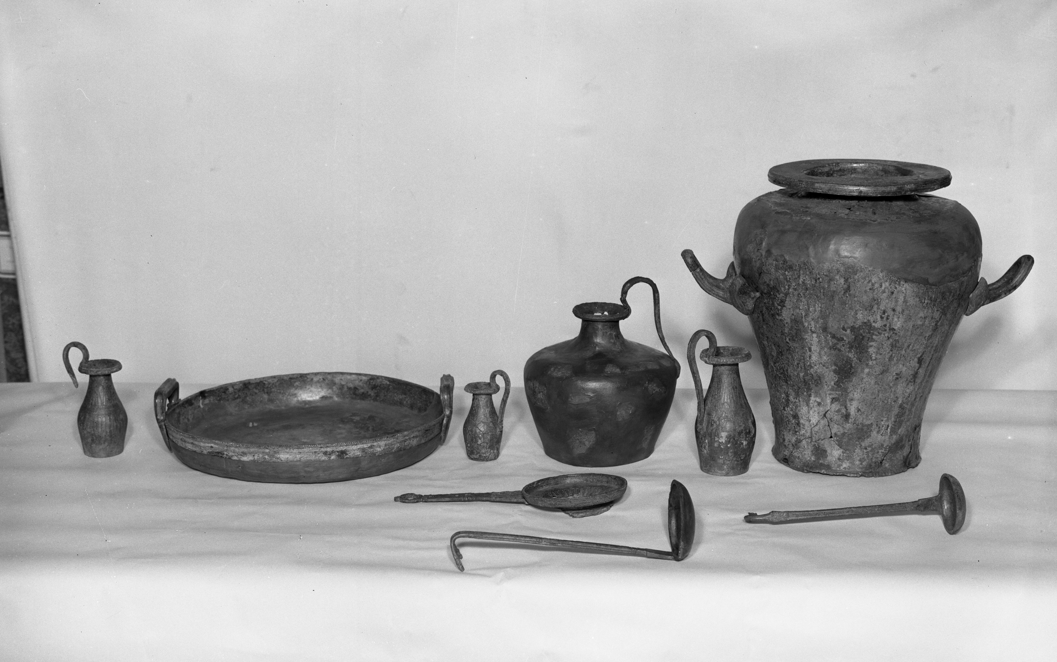 Bologna. Museo Civico (lastra) di Anonimo (prima metà XX)