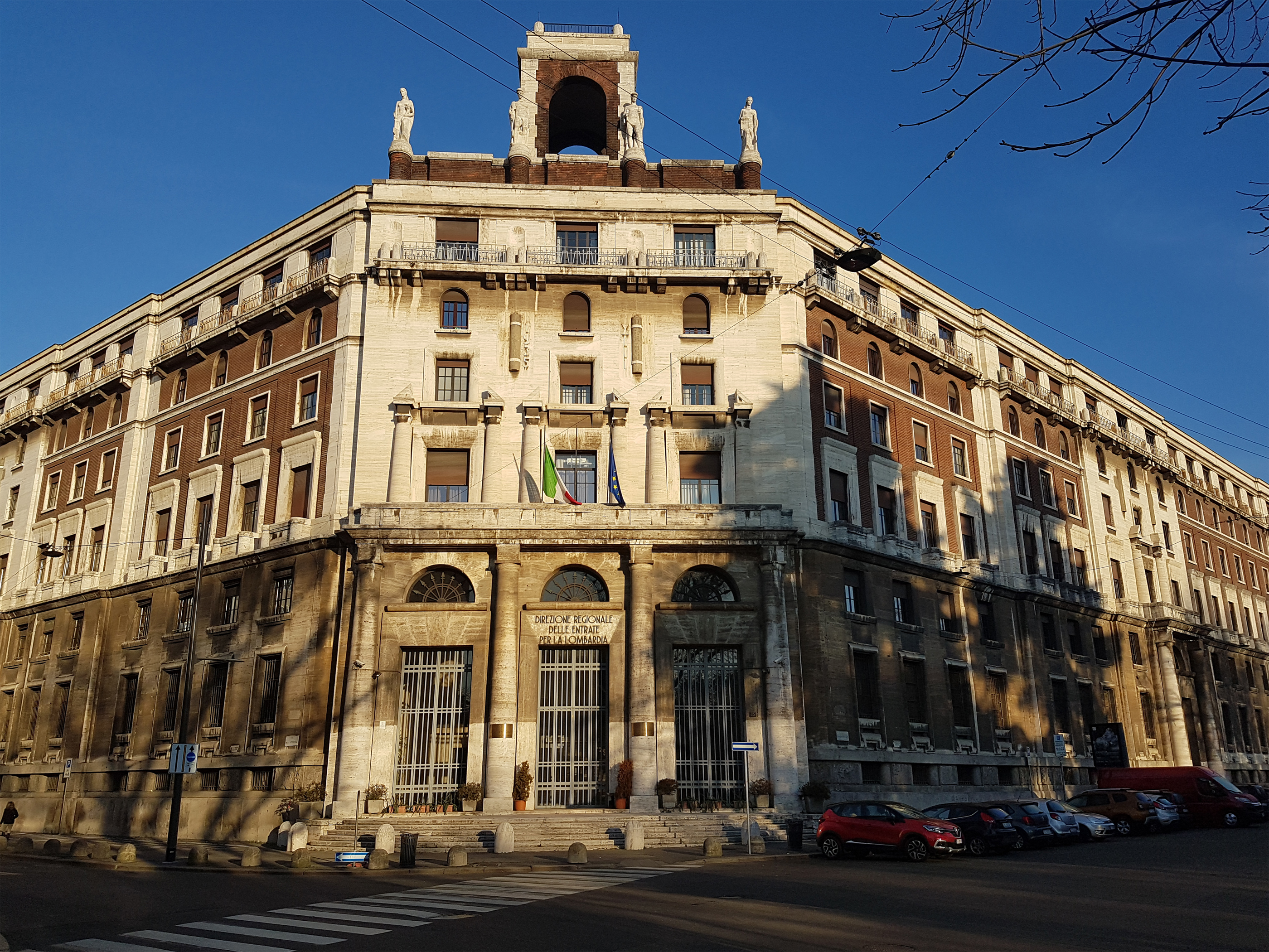 Palazzo degli uffici finanziari (palazzo, per uffici) - Milano (MI) 