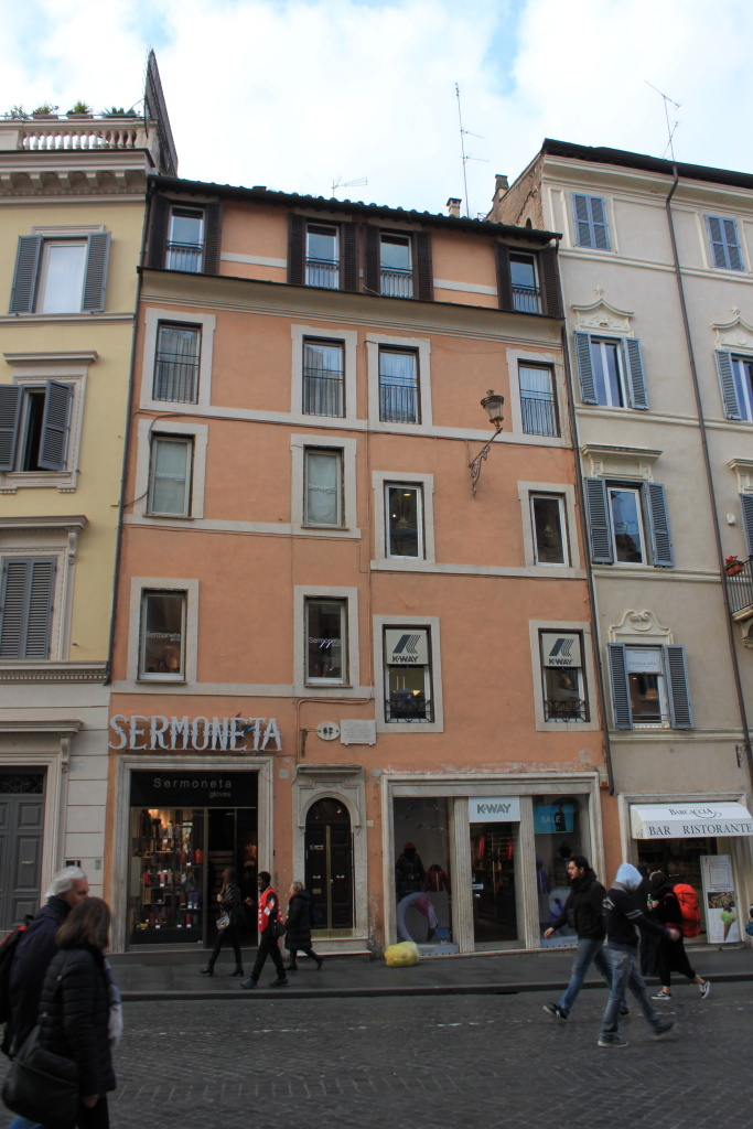 [Casa in Piazza di Spagna, 61] (casa) - Roma (RM)  (XVII)