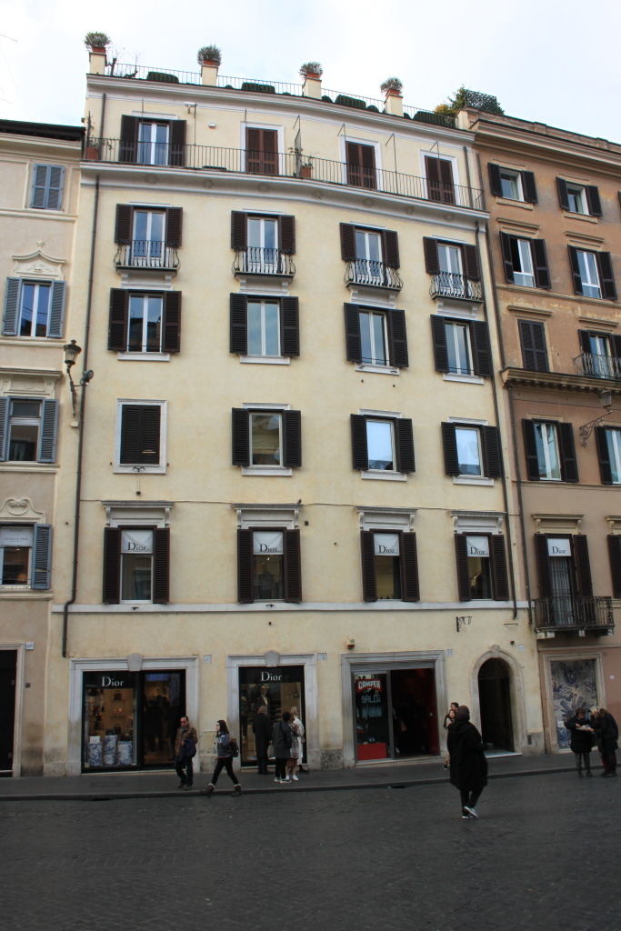 [Casa in Piazza di Spagna, 70] (casa) - Roma (RM)  (XVII)