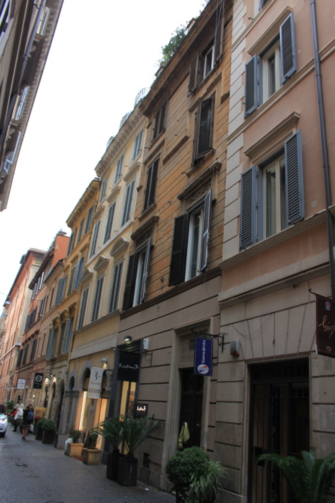 [Casa in Via Vittoria, 16A] (casa) - Roma (RM)  (XVIII)