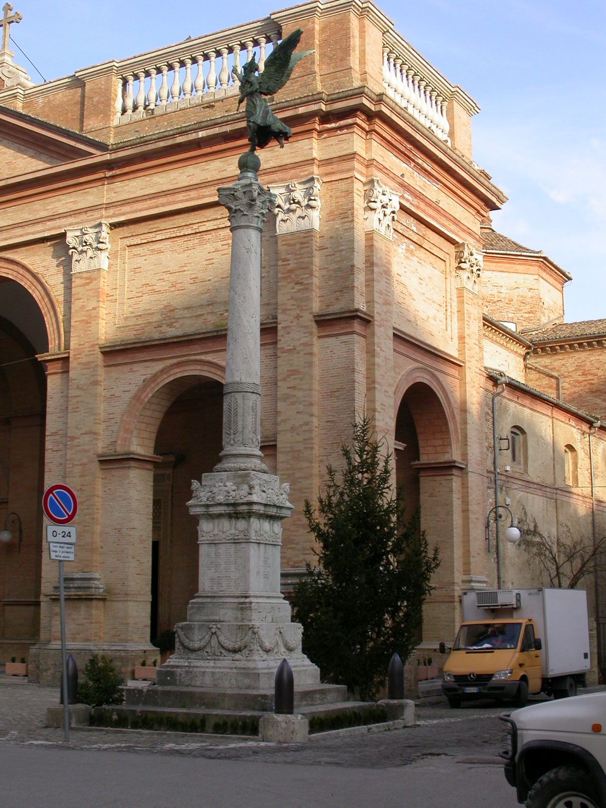 Monumento ai Caduti (monumento) - Montalto delle Marche (AP) 