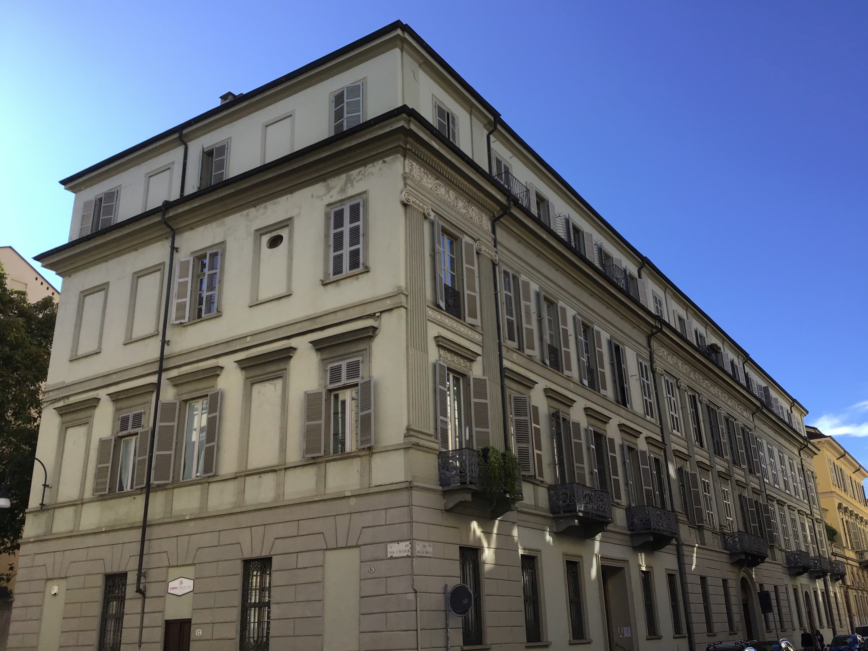 [Palazzo privato via della Rocca, 27] (palazzo, privato) - Torino (TO) 