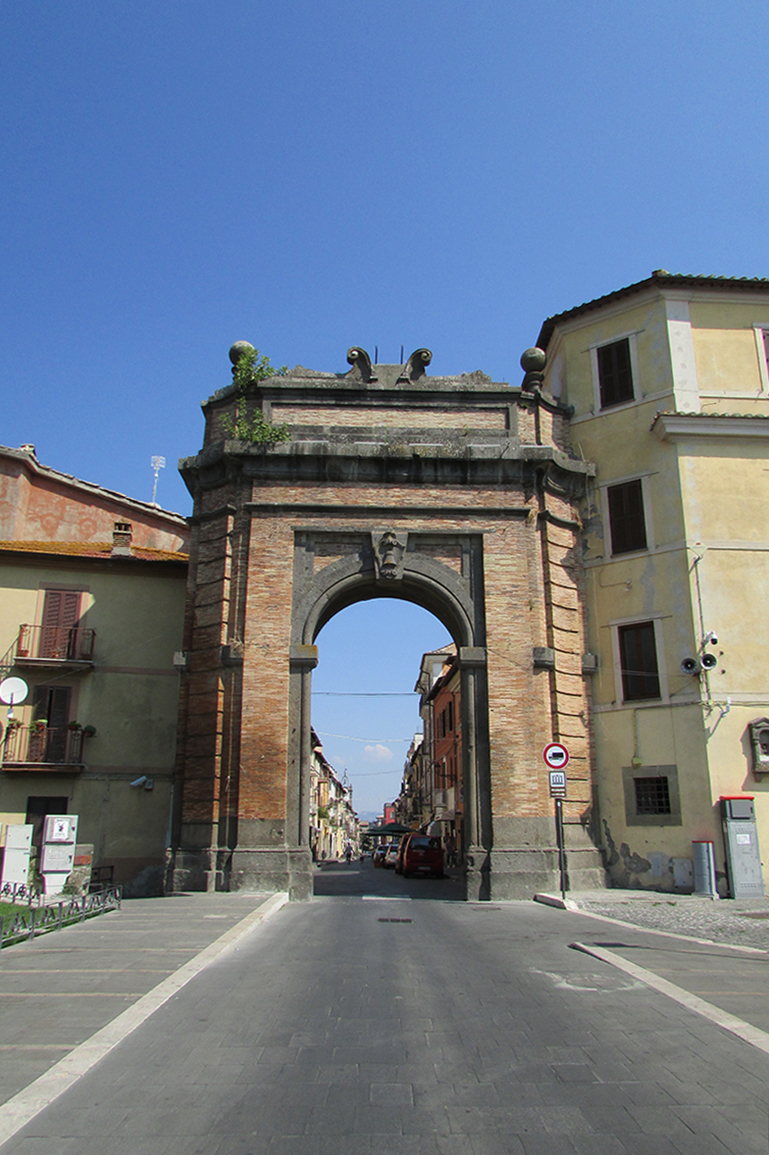 Porta Romana (porta, urbana) - Campagnano di Roma (RM)  (XVII, metà)