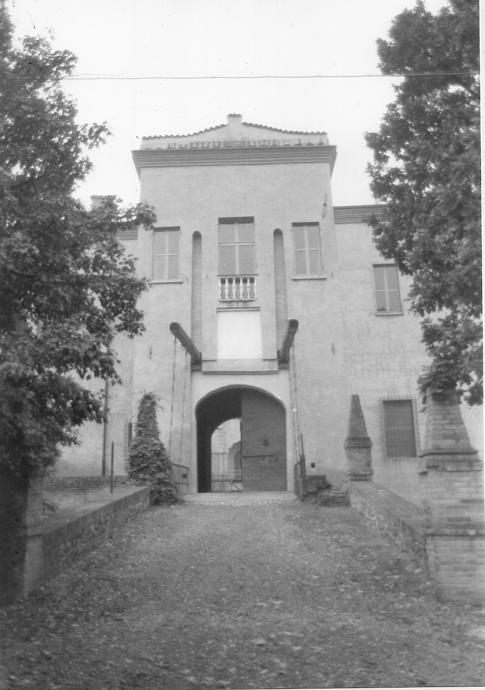 Castello di Spezzano (castello) - Fiorano Modenese (MO) 