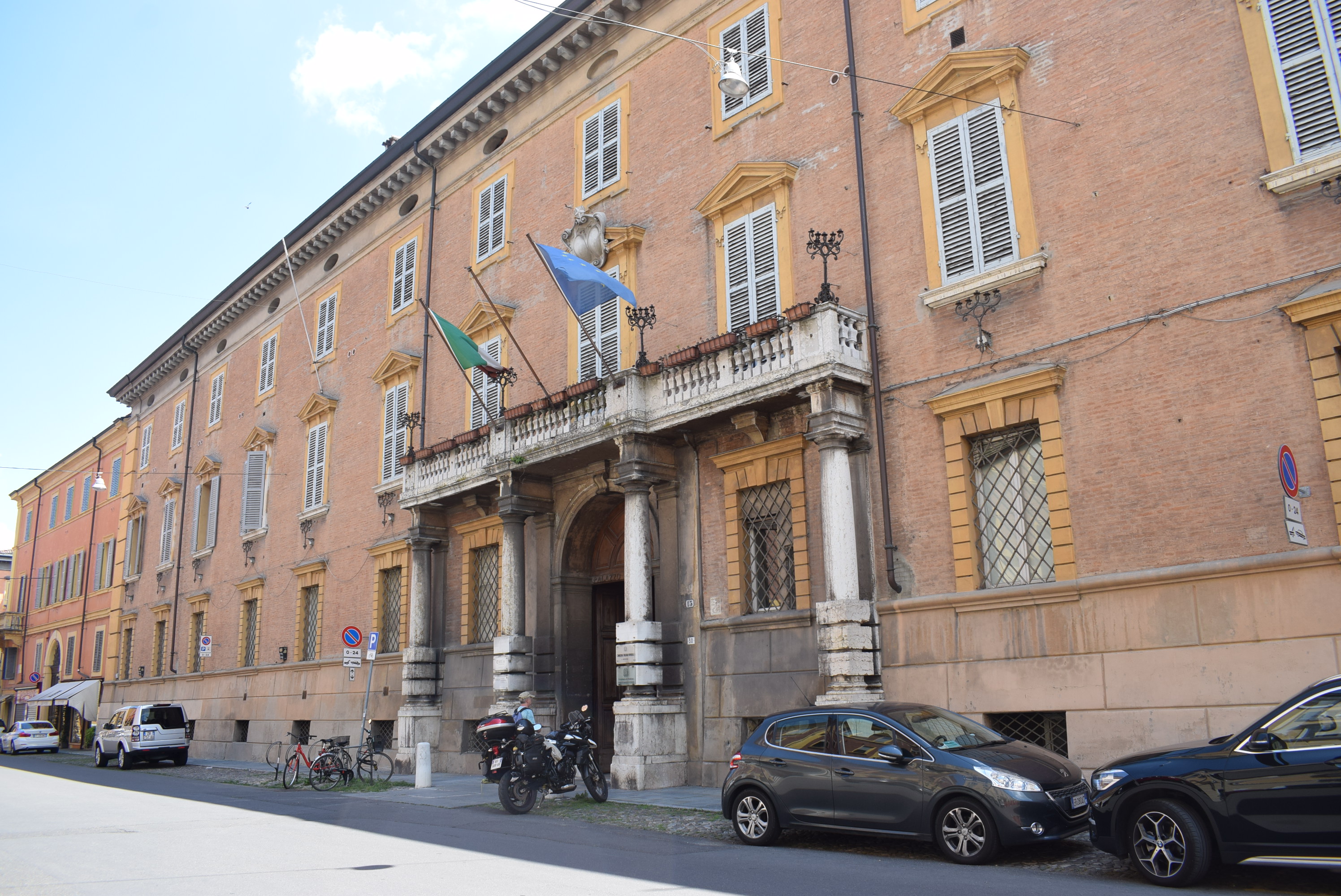 Palazzo delle Finanze (palazzo, nobiliare) - Modena (MO)  (sec. XVIII)