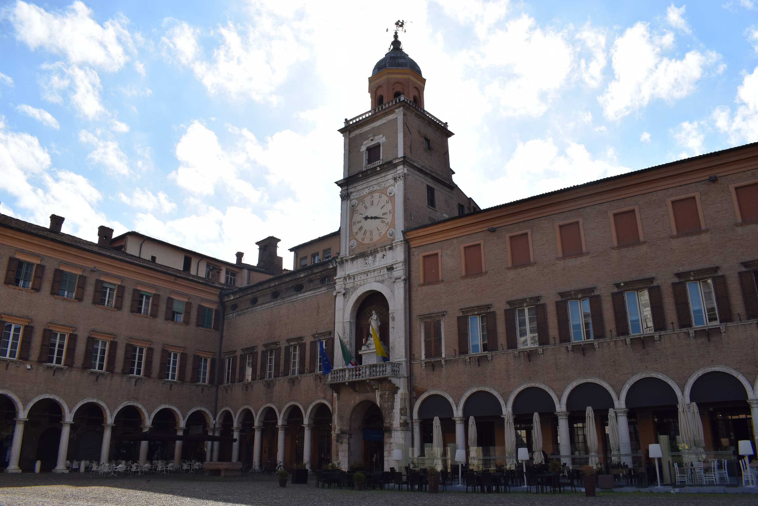 Palazzo Comunale (palazzo, comunale) - Modena (MO)  (sec. XVIII)