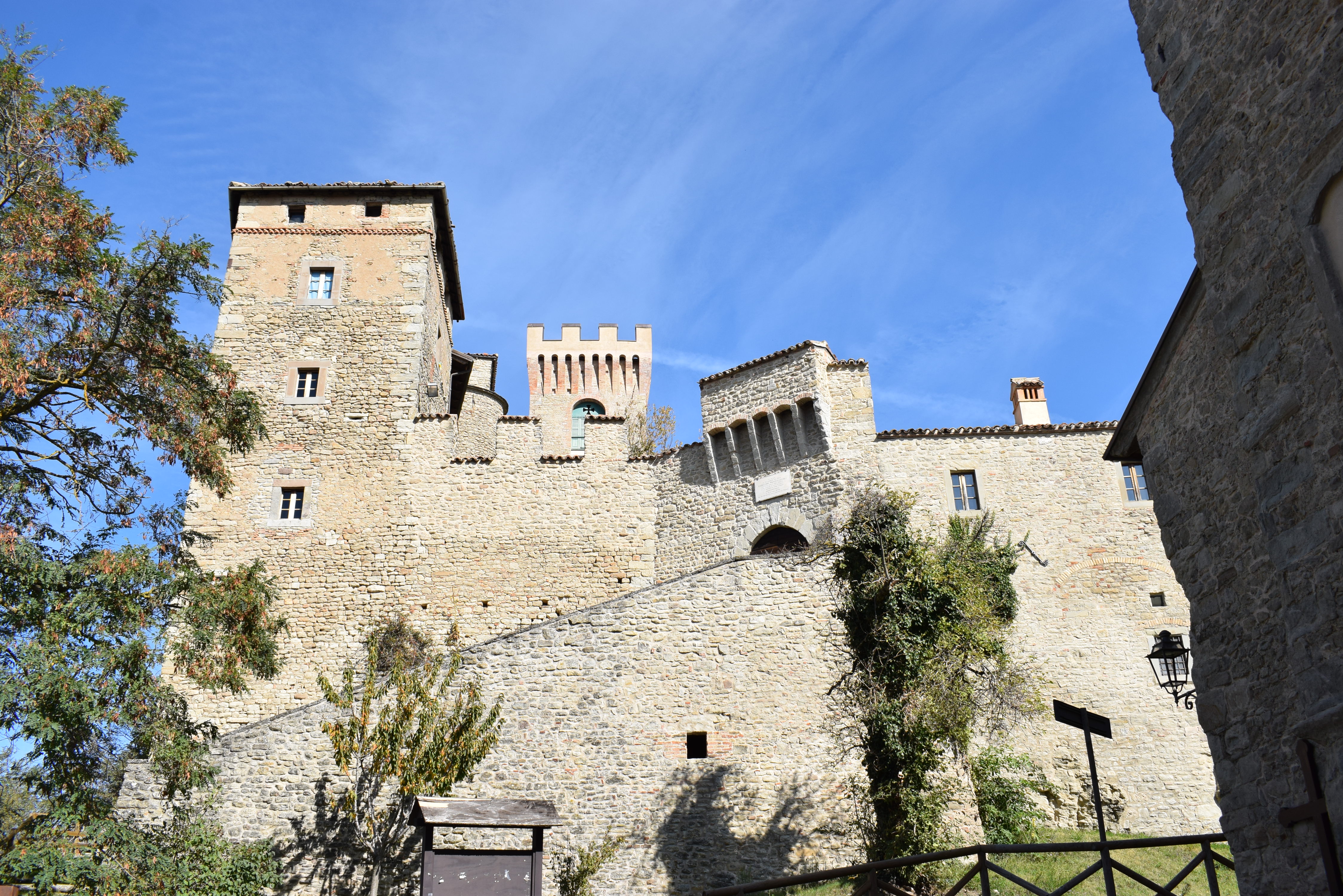 Castello di Montecuccolo (castello, fortificato) - Pavullo nel Frignano (MO) 