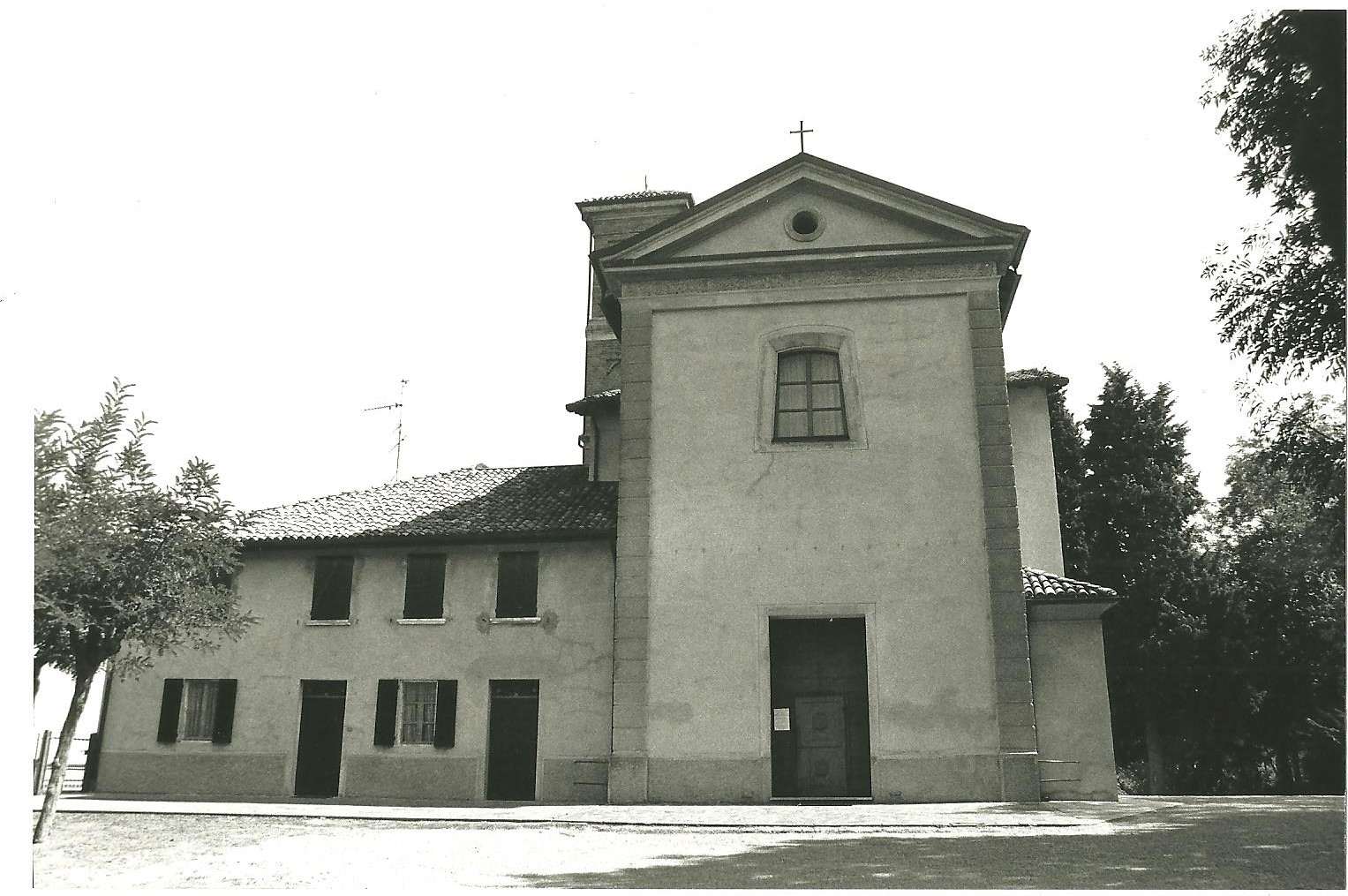 Chiesa di San Giorgio Martire (chiesa, parrocchiale) - Quattro Castella (RE)  <br>Condizioni d'uso: <a class='link-esterno' href='https://docs.italia.it/italia/icdp/icdp-pnd-circolazione-riuso-docs/it/v1.0-giugno-2022/testo-etichetta-BCS.html' target='_bcs'>Beni Culturali Standard (BCS)</a>