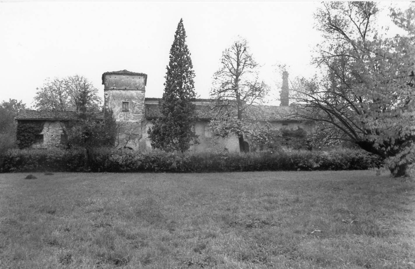 Casa torre Viani (casa-torre, rurale) - Canossa (RE)  (sec. XV)