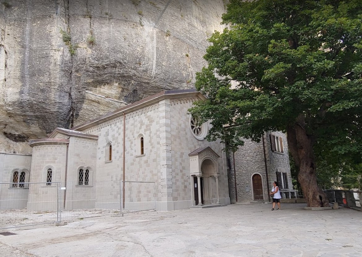 Santuario della Natività della B. V. Maria (santuario) - Castelnovo ne' Monti (RE) 