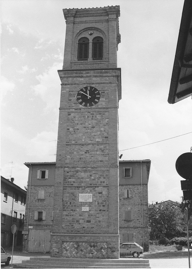 Campanile della Chiesa di San Matteo Apostolo (campanile) - Valsamoggia (BO) 
