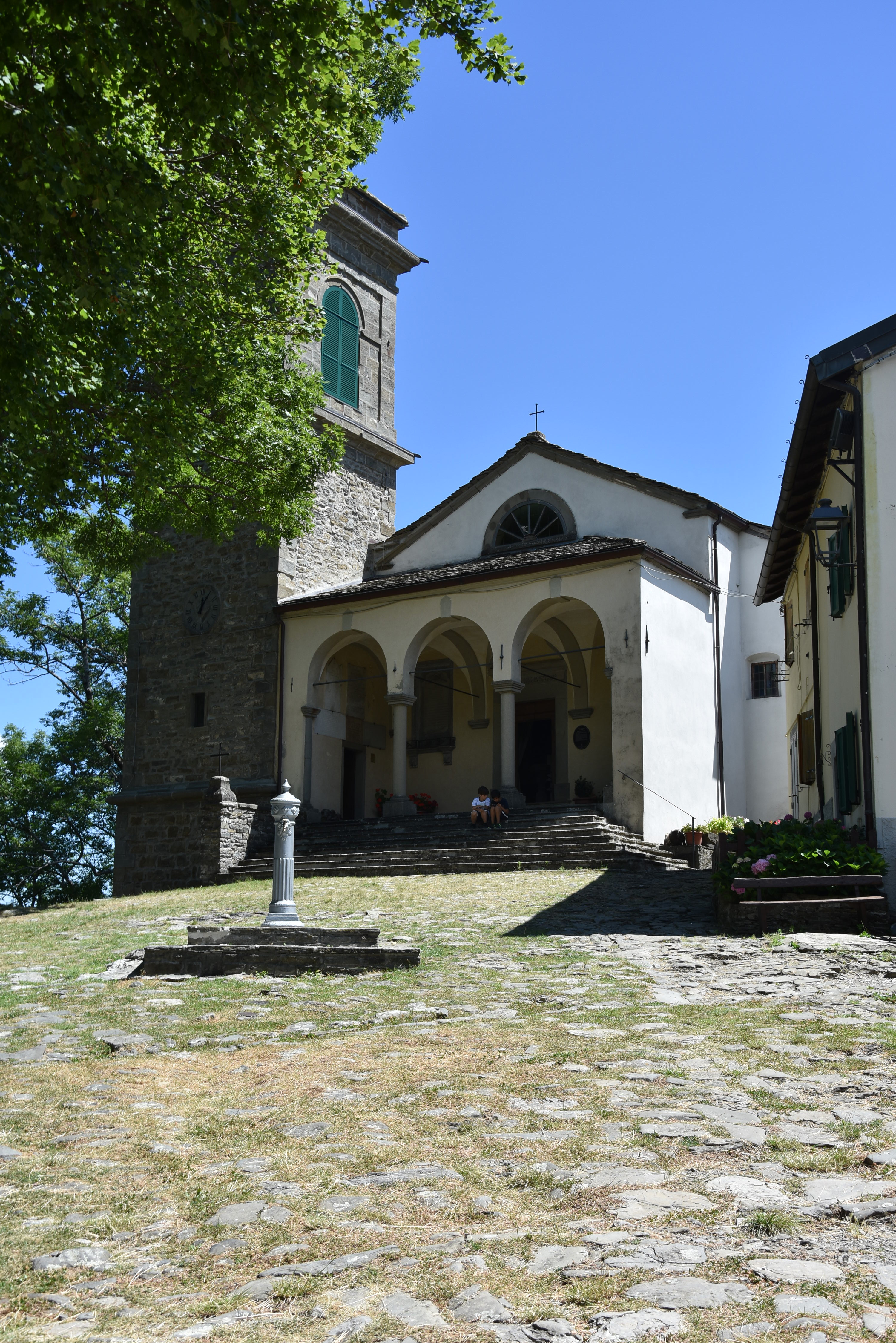 Chiesa parrocchiale di S. Nicolò (chiesa, parrocchiale) - Lizzano in Belvedere (BO) 