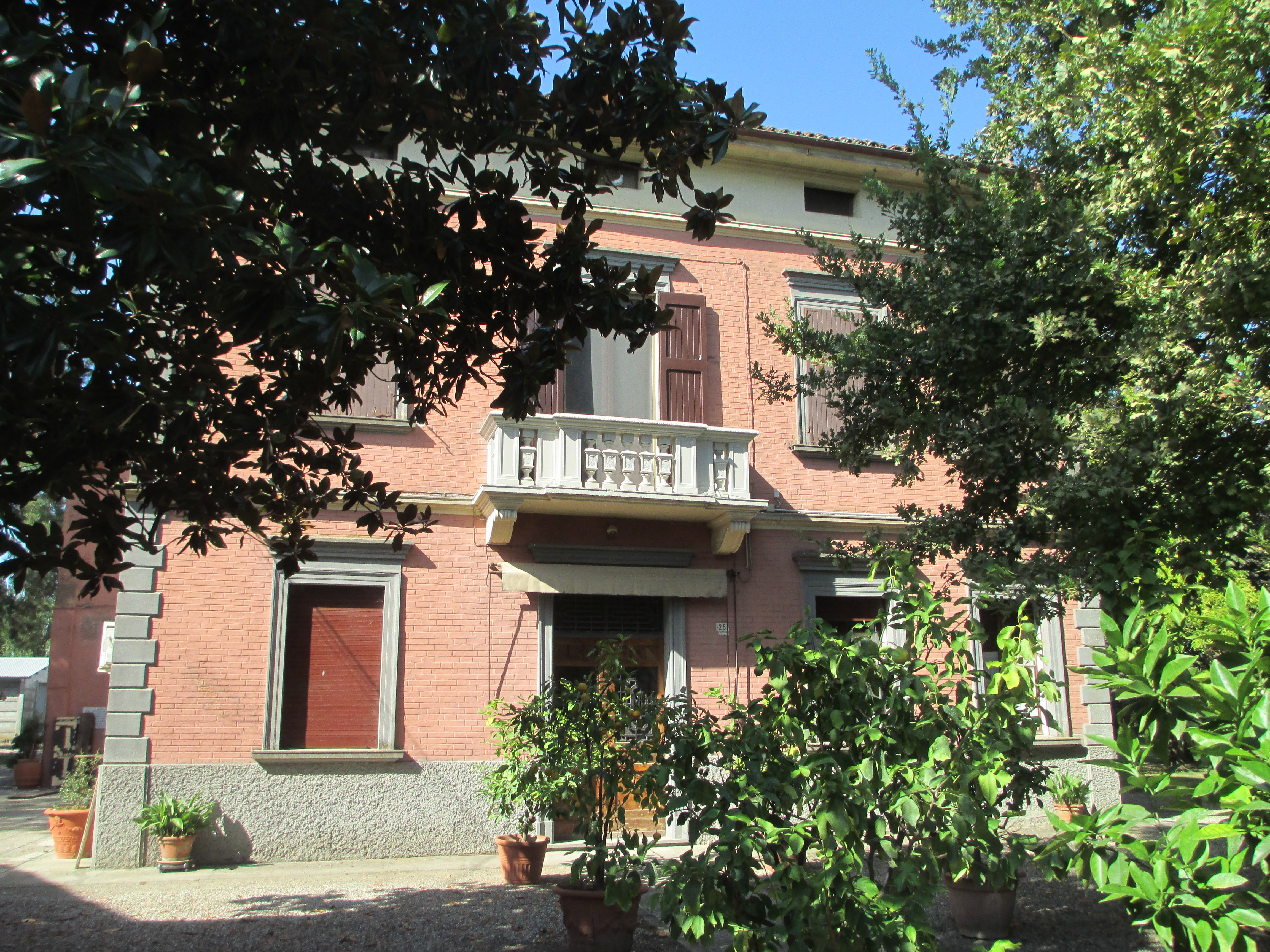 Palazzo Caliceti già Lucia Manzoli (palazzo) - Budrio (BO) 