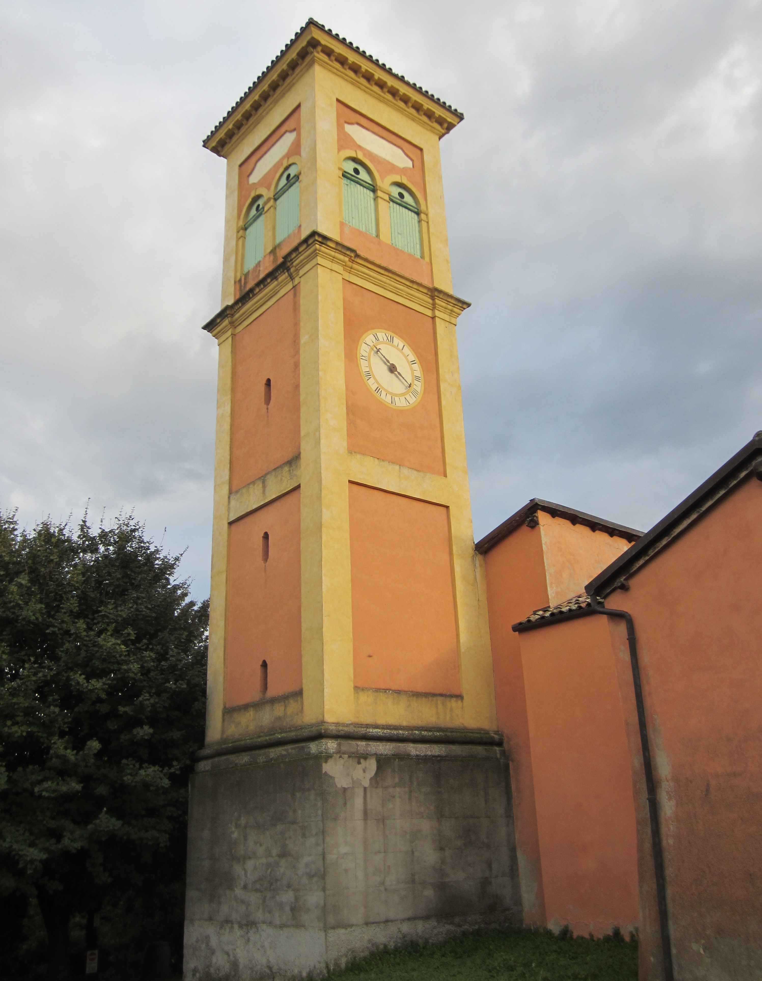 Campanile della Chiesa di S. Biagio Vescovo e Martire (campanile) - Monte San Pietro (BO) 