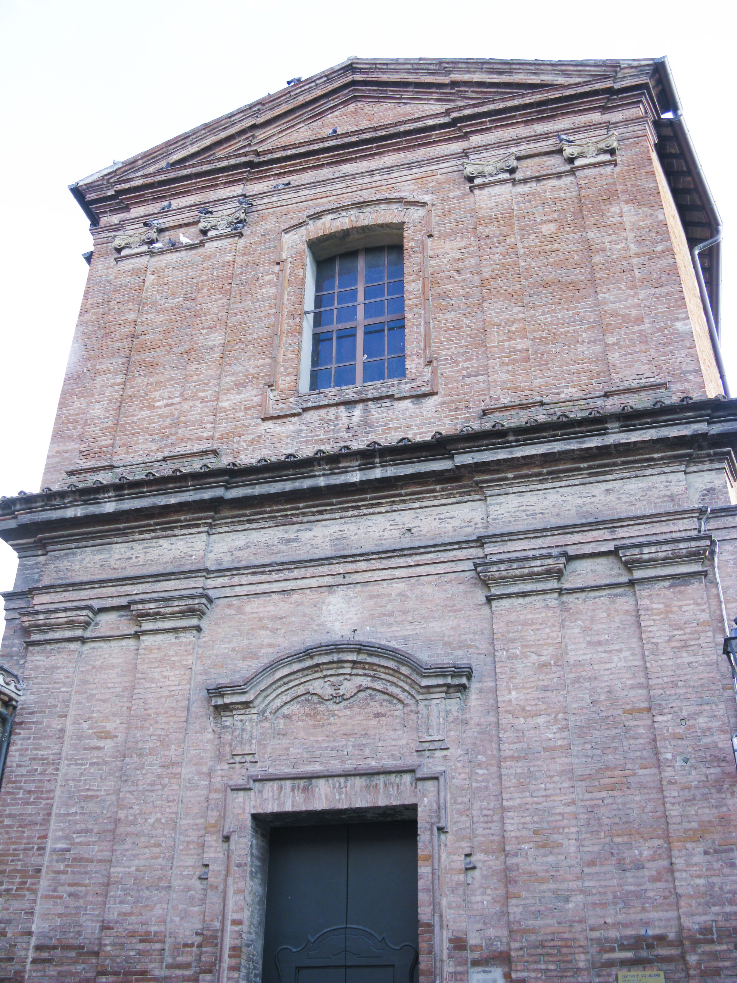 Chiesa di San Macario (chiesa, cittadina) - Imola (BO)  <br>Condizioni d'uso: <a class='link-esterno' href='https://docs.italia.it/italia/icdp/icdp-pnd-circolazione-riuso-docs/it/v1.0-giugno-2022/testo-etichetta-BCS.html' target='_bcs'>Beni Culturali Standard (BCS)</a>