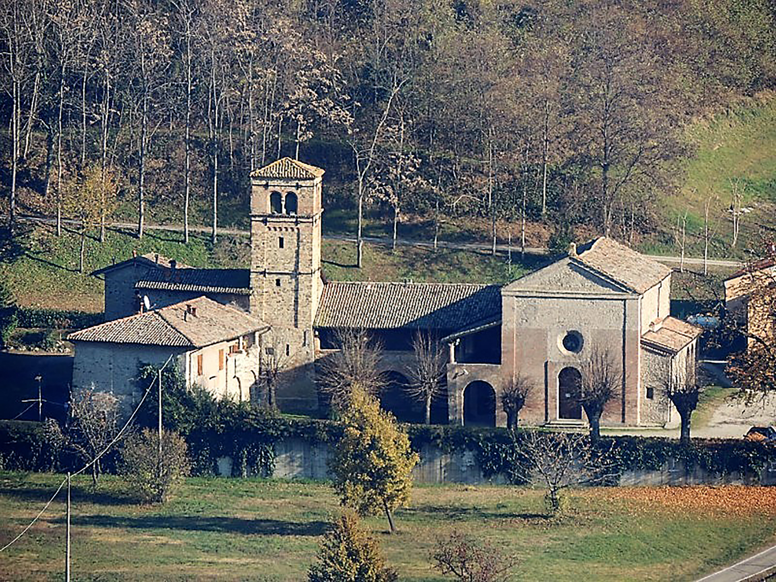 Chiostro della Chiesa di Santa Maria Assunta (chiostro) - Valsamoggia (BO) 