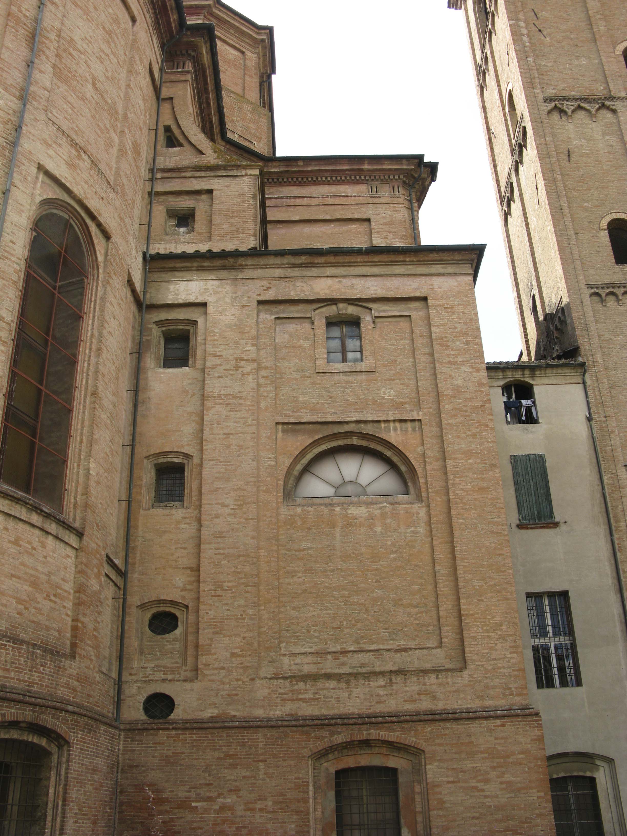 Duomo di San Cassiano (chiesa, cattedrale) - Imola (BO)  <br>Condizioni d'uso: <a class='link-esterno' href='https://docs.italia.it/italia/icdp/icdp-pnd-circolazione-riuso-docs/it/v1.0-giugno-2022/testo-etichetta-BCS.html' target='_bcs'>Beni Culturali Standard (BCS)</a>